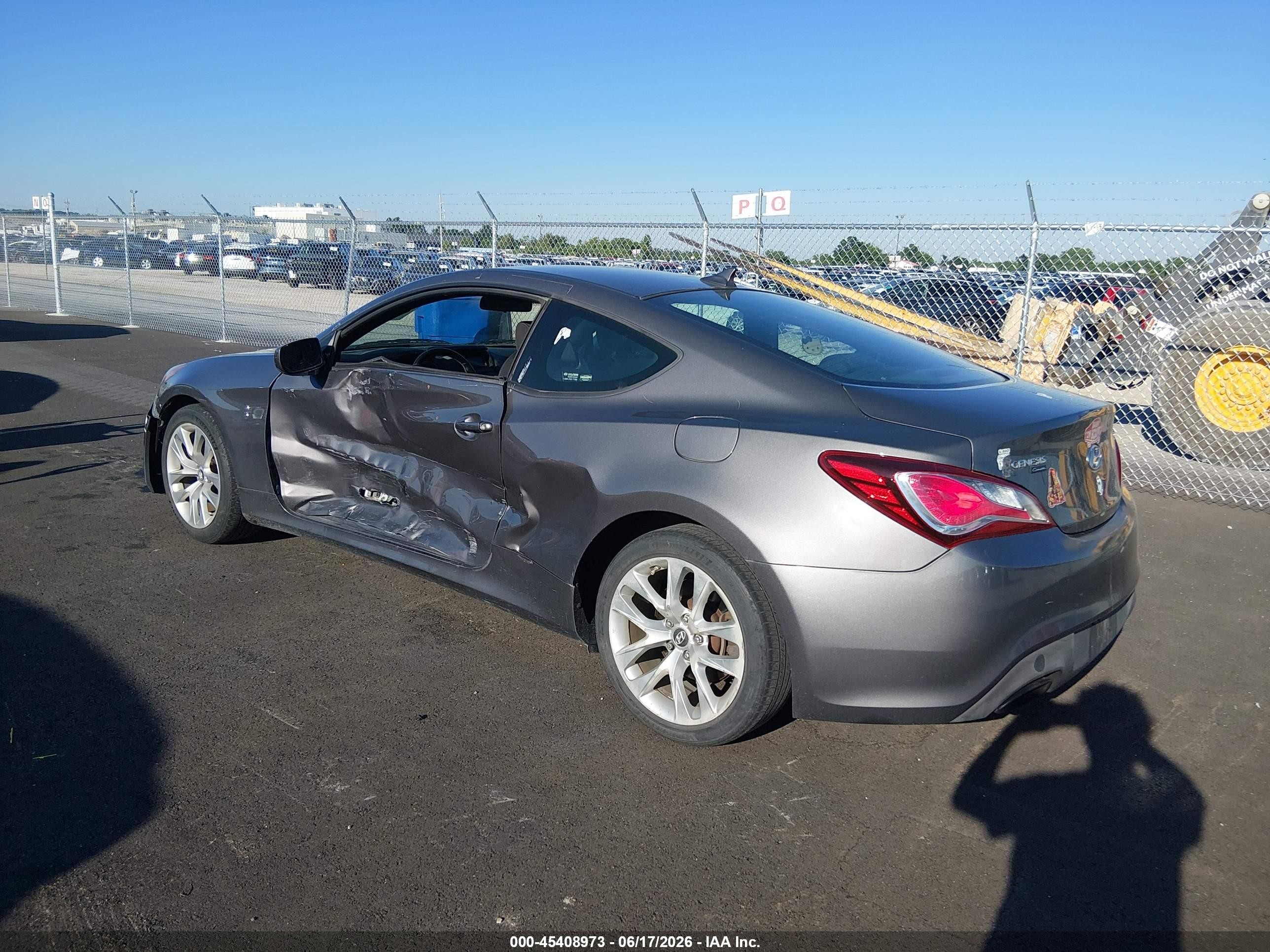 2013 Hyundai Genesis 2.0t Gray vin: KMHHT6KD6DU097583