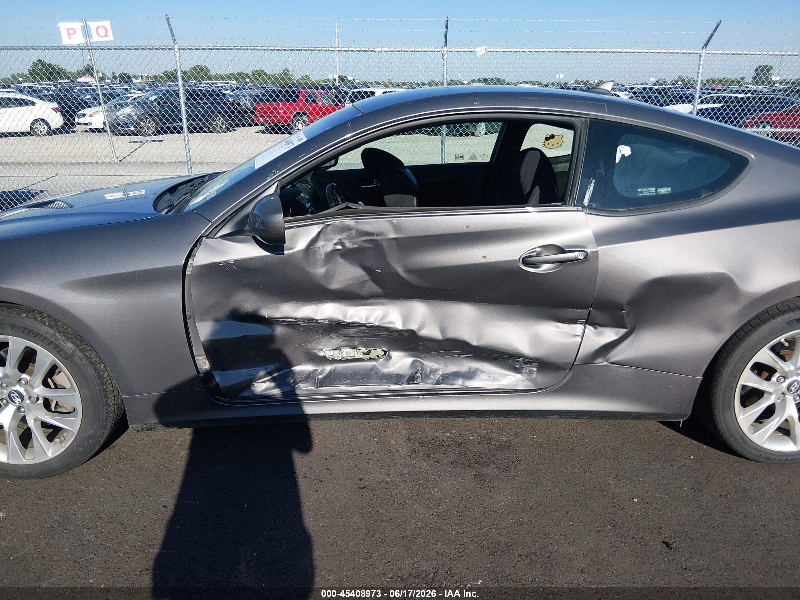2013 Hyundai Genesis 2.0t Gray vin: KMHHT6KD6DU097583