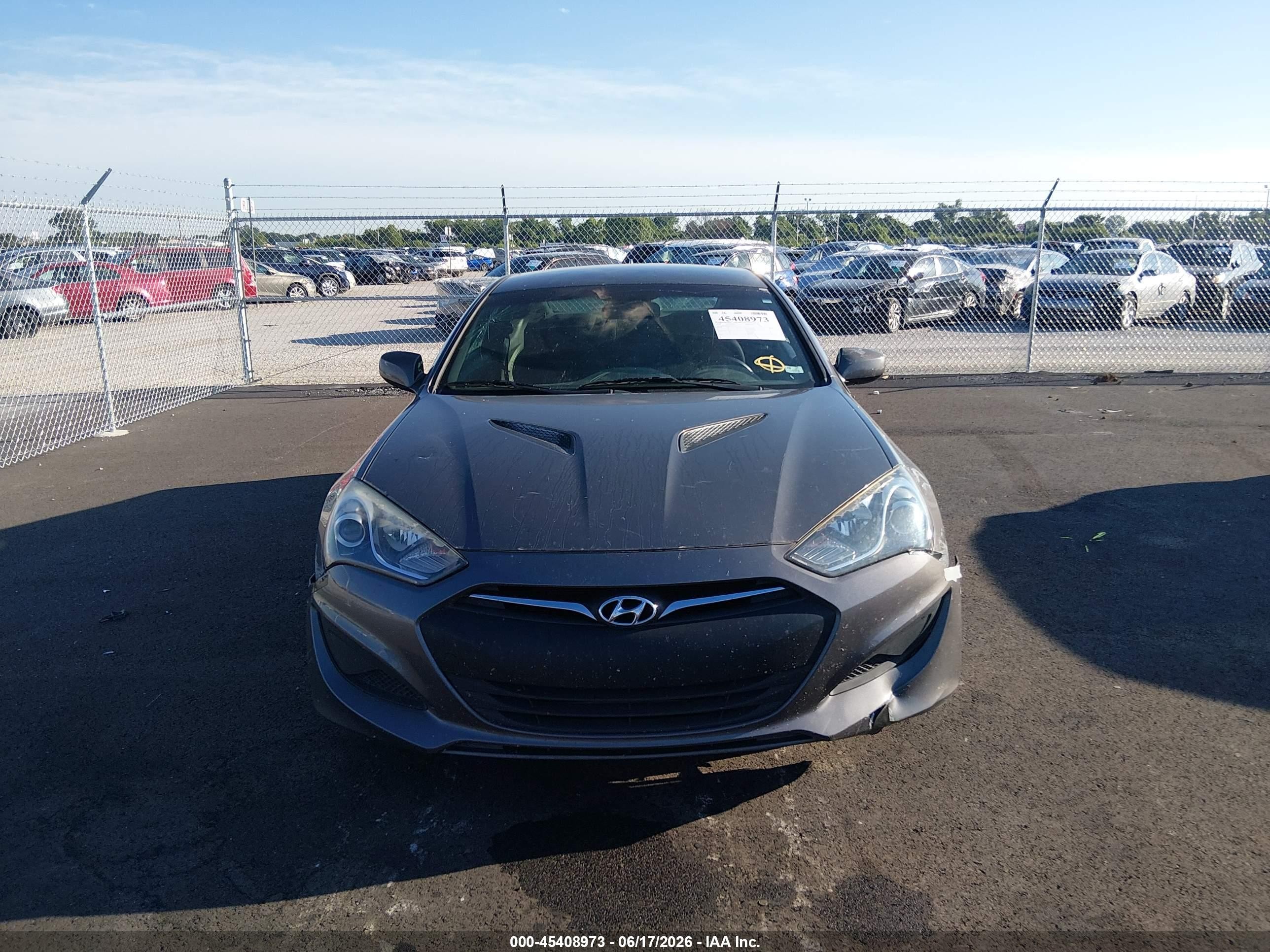2013 Hyundai Genesis 2.0t Gray vin: KMHHT6KD6DU097583