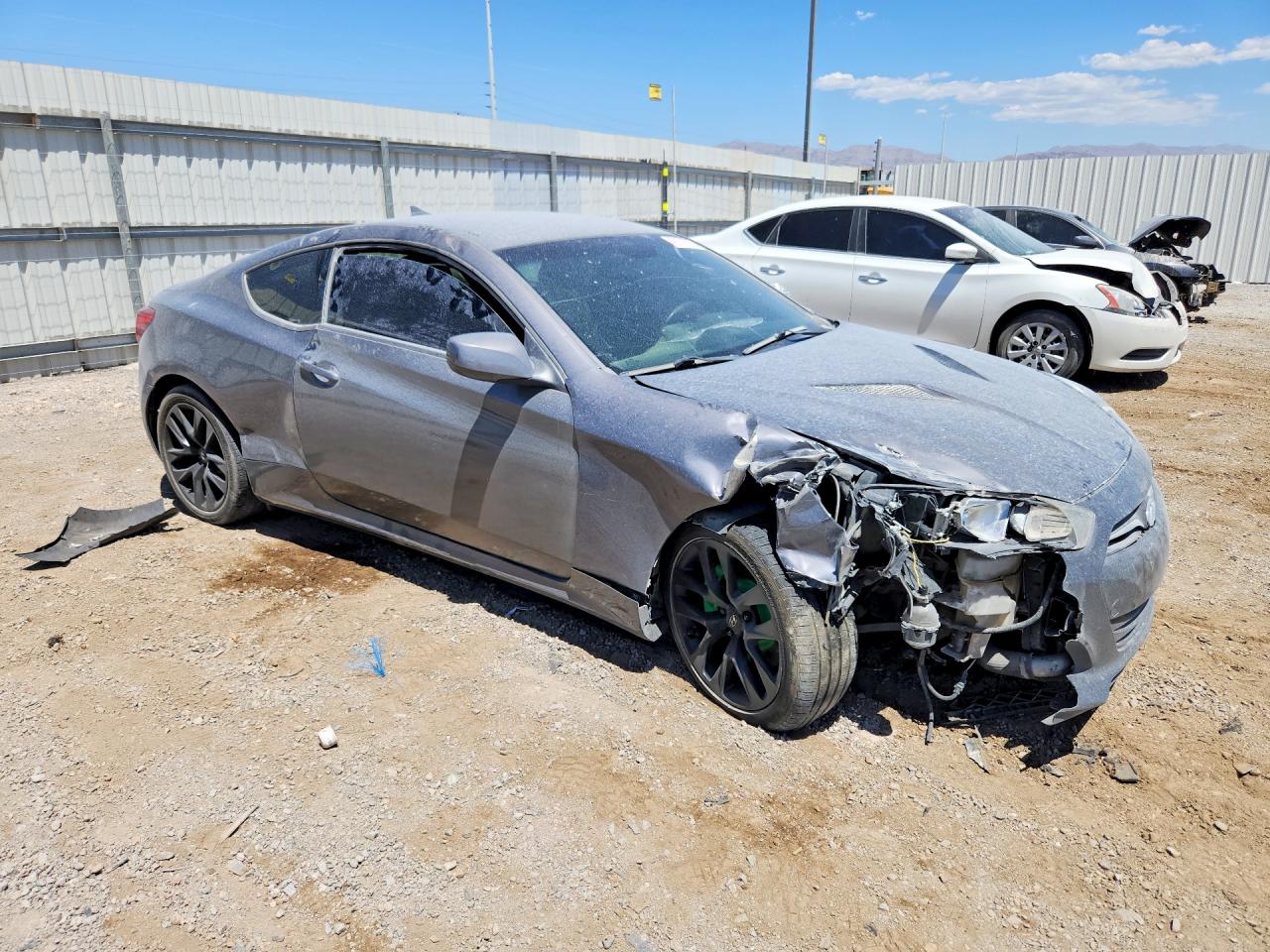 2014 Hyundai Genesis Coupe 2.0t Gray vin: KMHHT6KD6EU115601