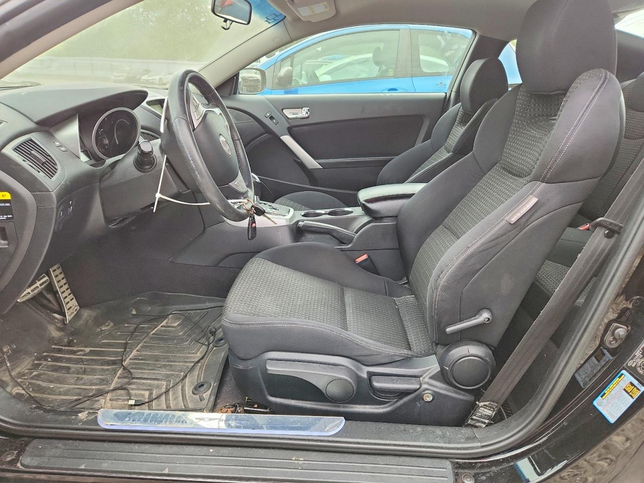 2010 Hyundai Genesis Black vin: KMHHT6KD7AU036433