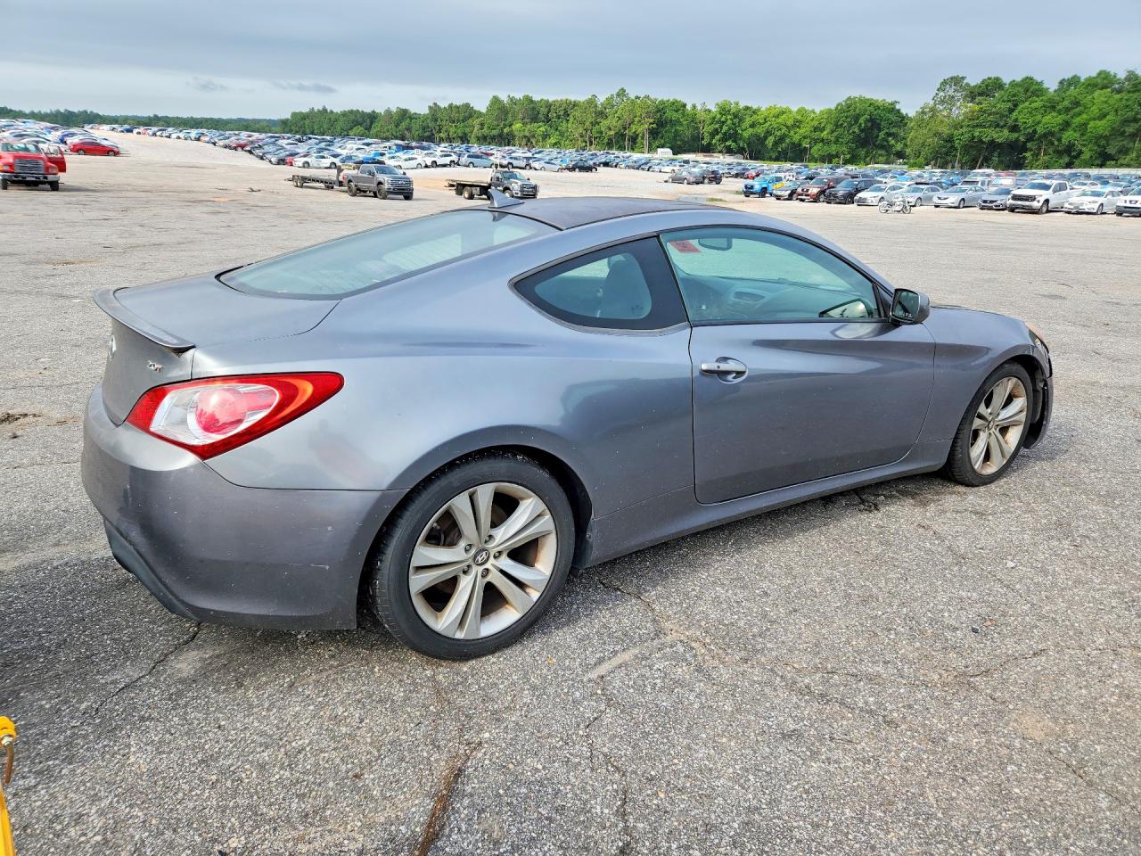 2011 Hyundai Genesis Coupe 2.0t Gray vin: KMHHT6KD7BU044775