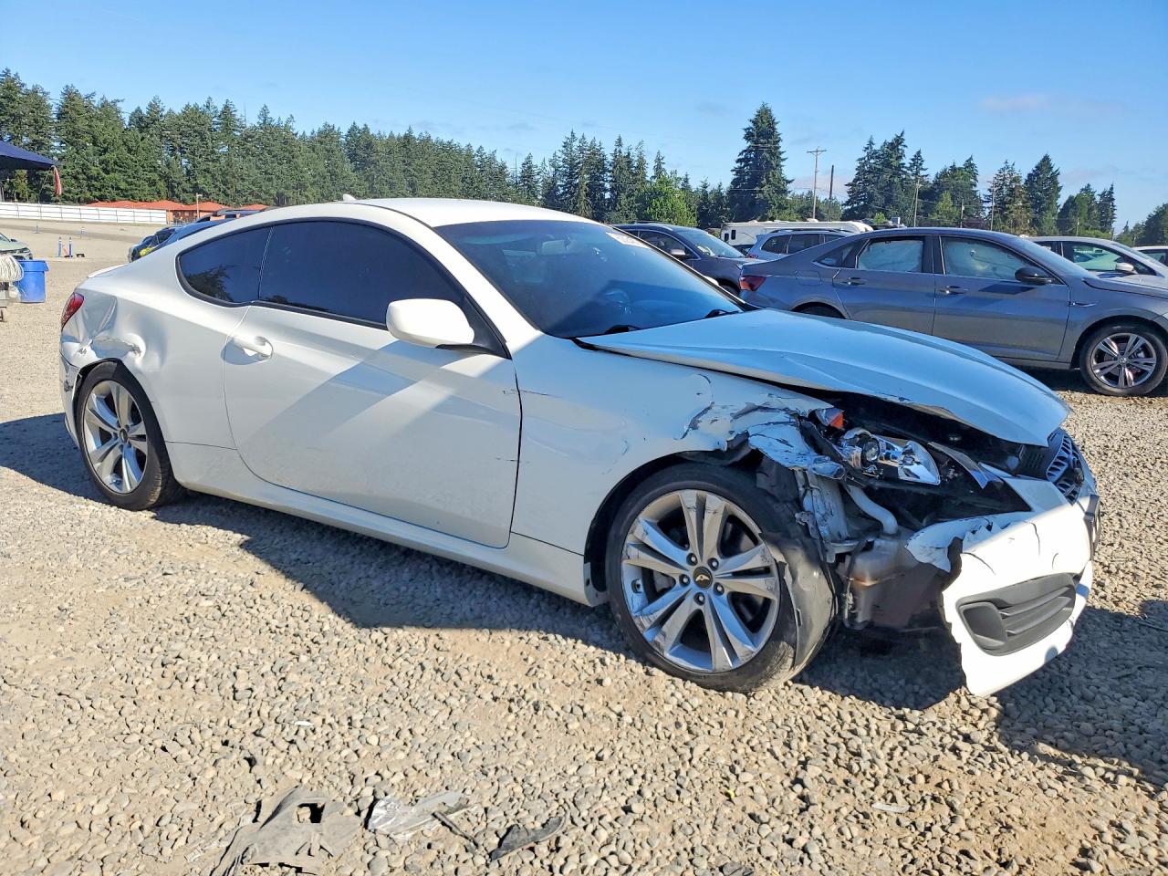 2011 Hyundai Genesis Coupe 2.0t White vin: KMHHT6KD7BU063424