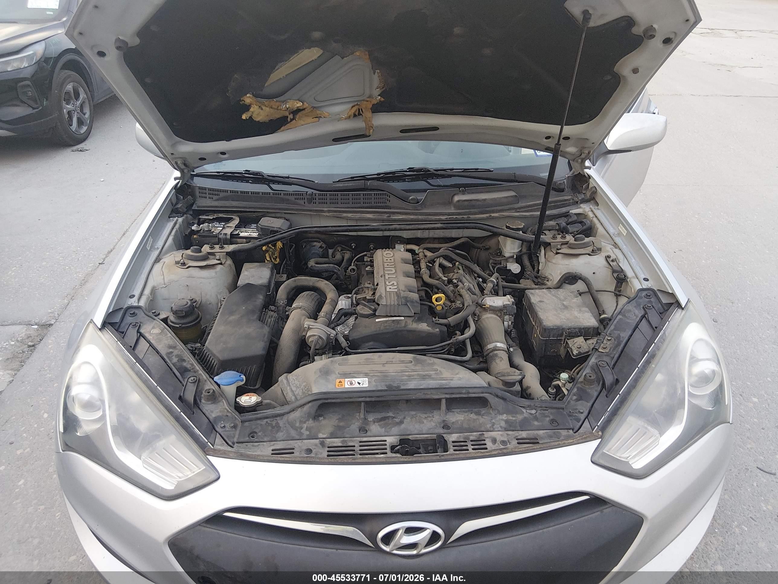 2013 Hyundai Genesis 2.0t Premium Silver vin: KMHHT6KD7DU083868