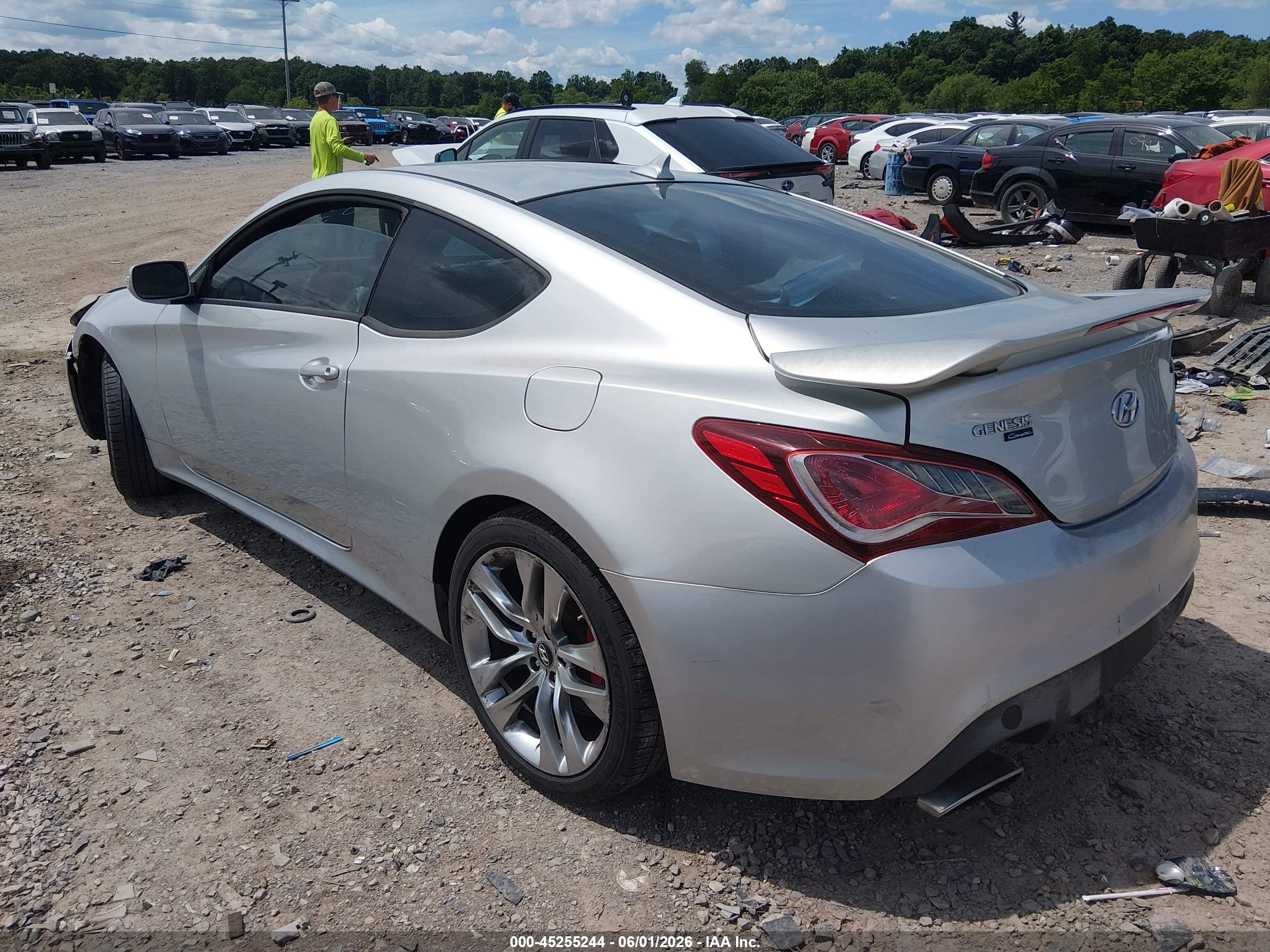 2013 Hyundai Genesis 2.0t/2.0t Premium/2.0t R-spec Серебряный vin: KMHHT6KD7DU093610