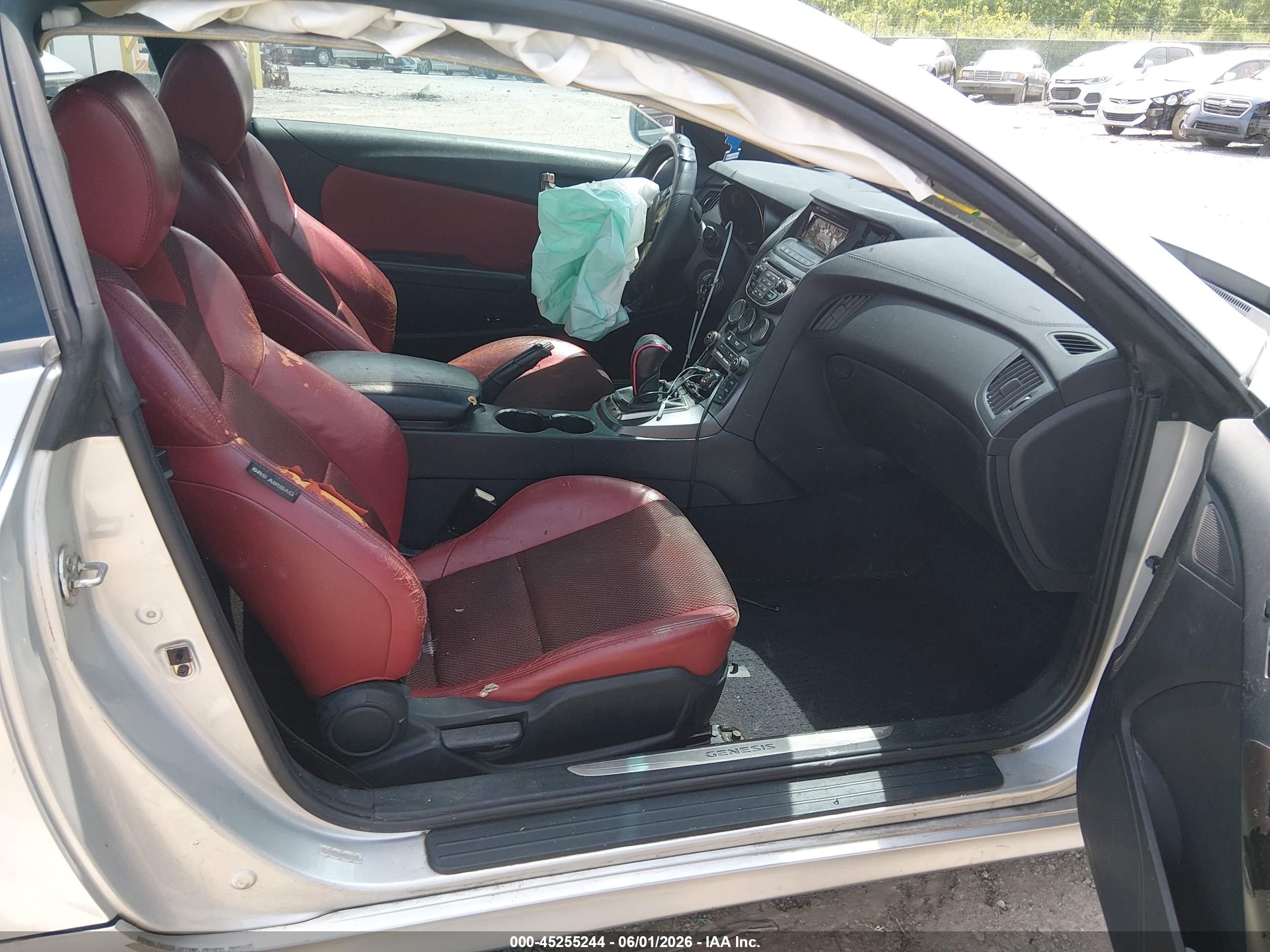 2013 Hyundai Genesis 2.0t/2.0t Premium/2.0t R-spec Серебряный vin: KMHHT6KD7DU093610