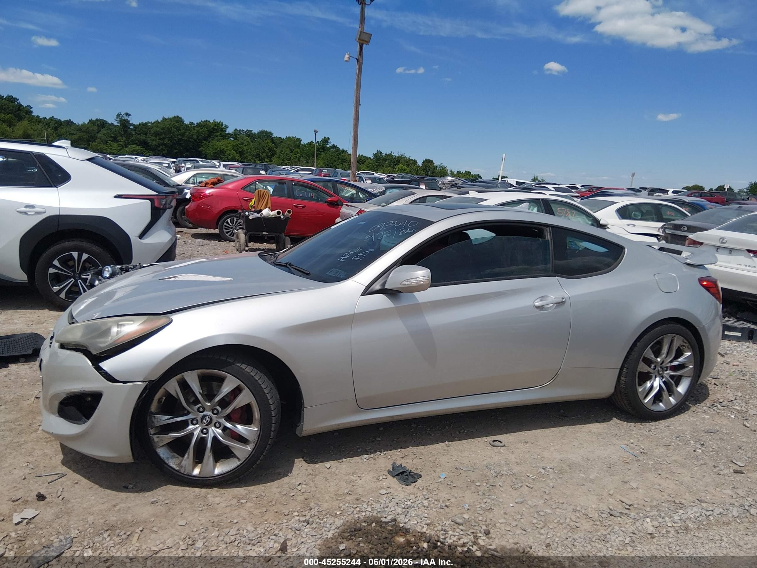 2013 Hyundai Genesis 2.0t/2.0t Premium/2.0t R-spec Серебряный vin: KMHHT6KD7DU093610