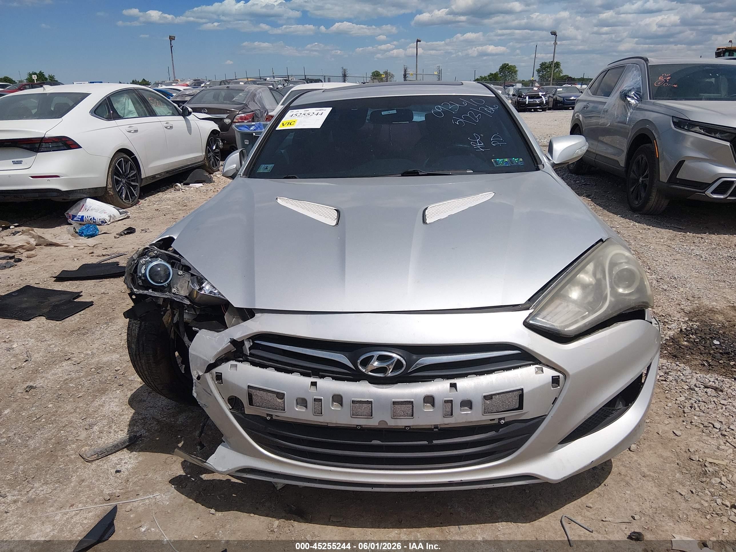 2013 Hyundai Genesis 2.0t/2.0t Premium/2.0t R-spec Серебряный vin: KMHHT6KD7DU093610