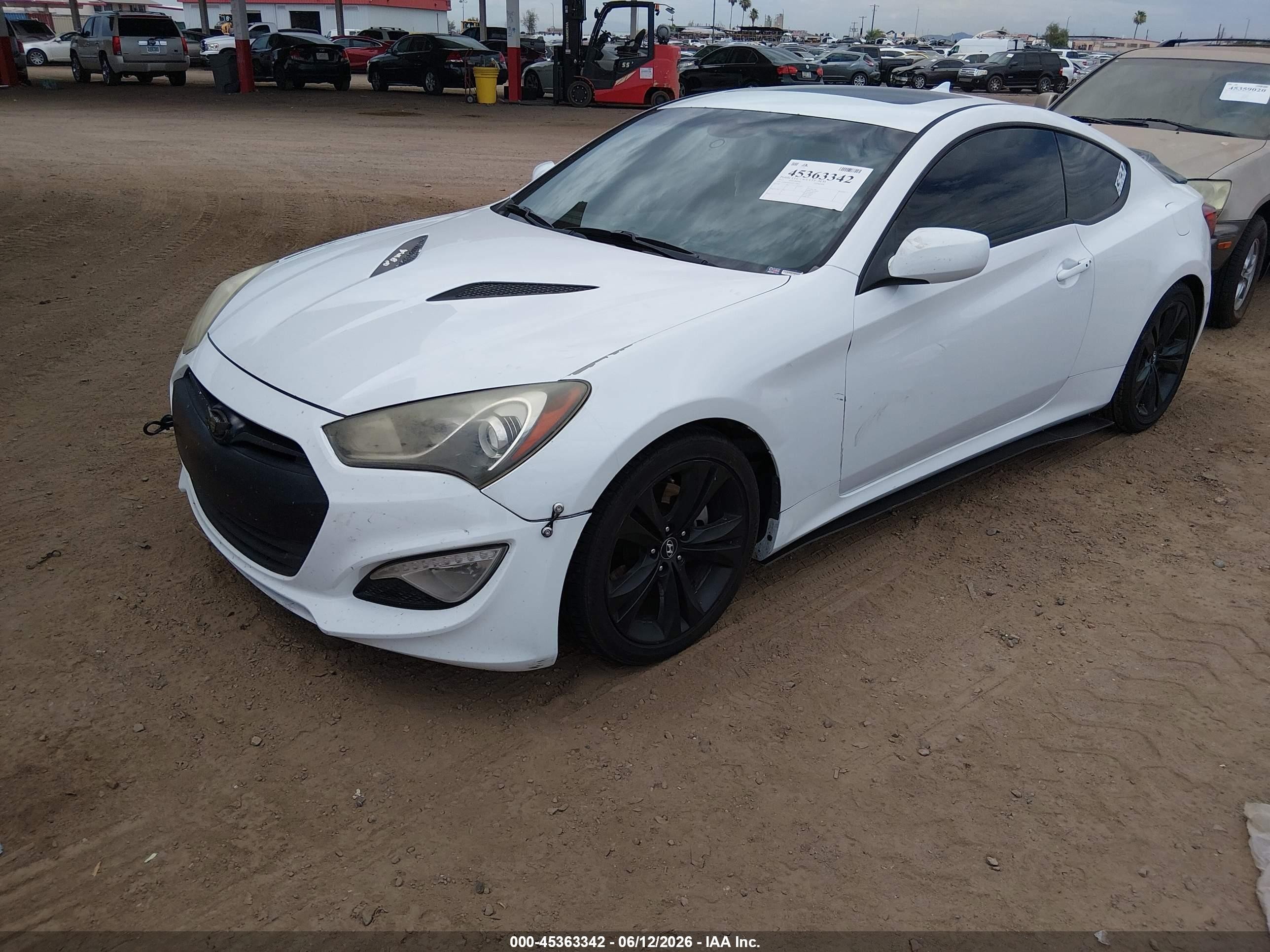 2013 Hyundai Genesis 2.0t Premium White vin: KMHHT6KD7DU110633
