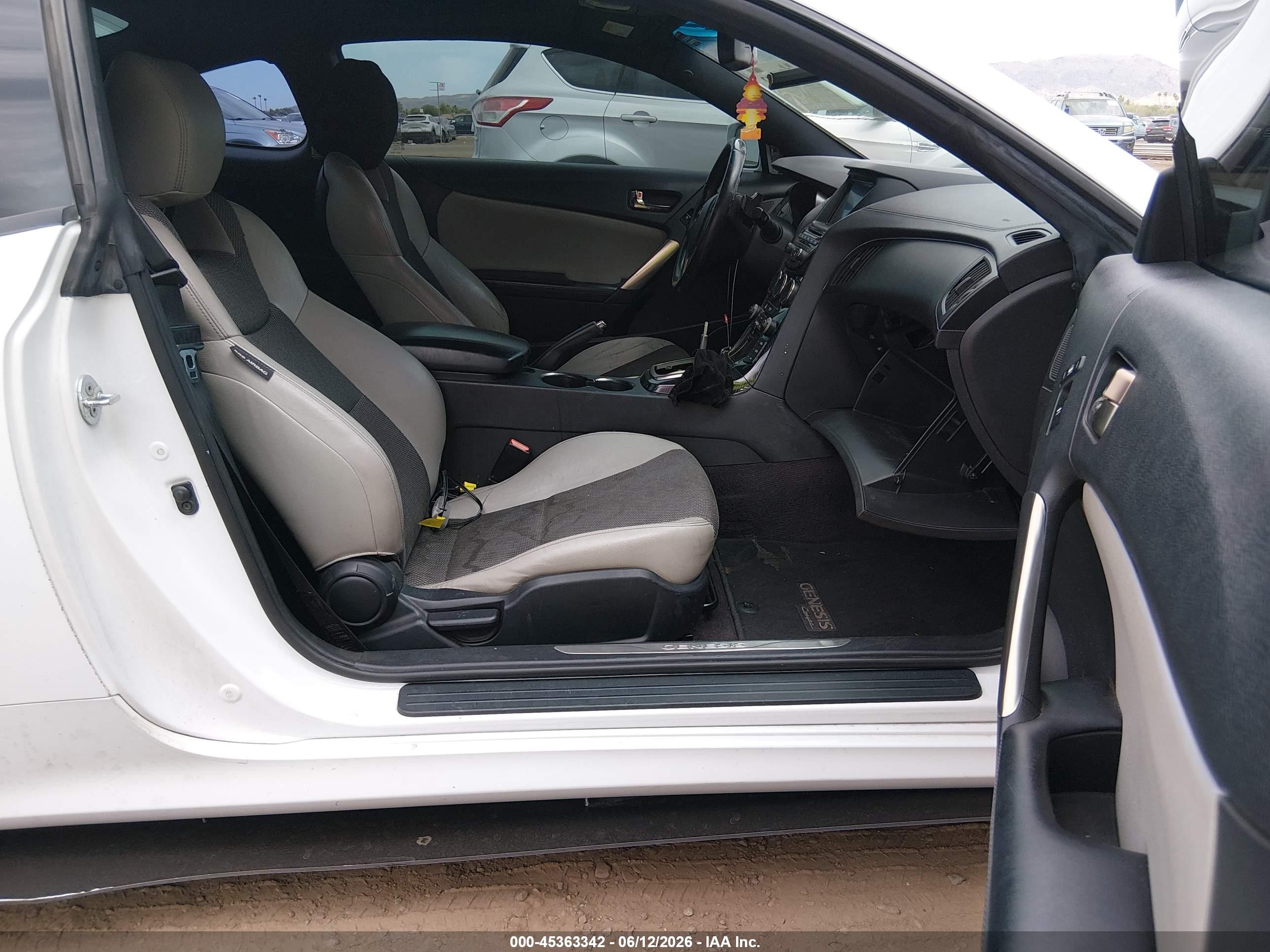 2013 Hyundai Genesis 2.0t Premium White vin: KMHHT6KD7DU110633