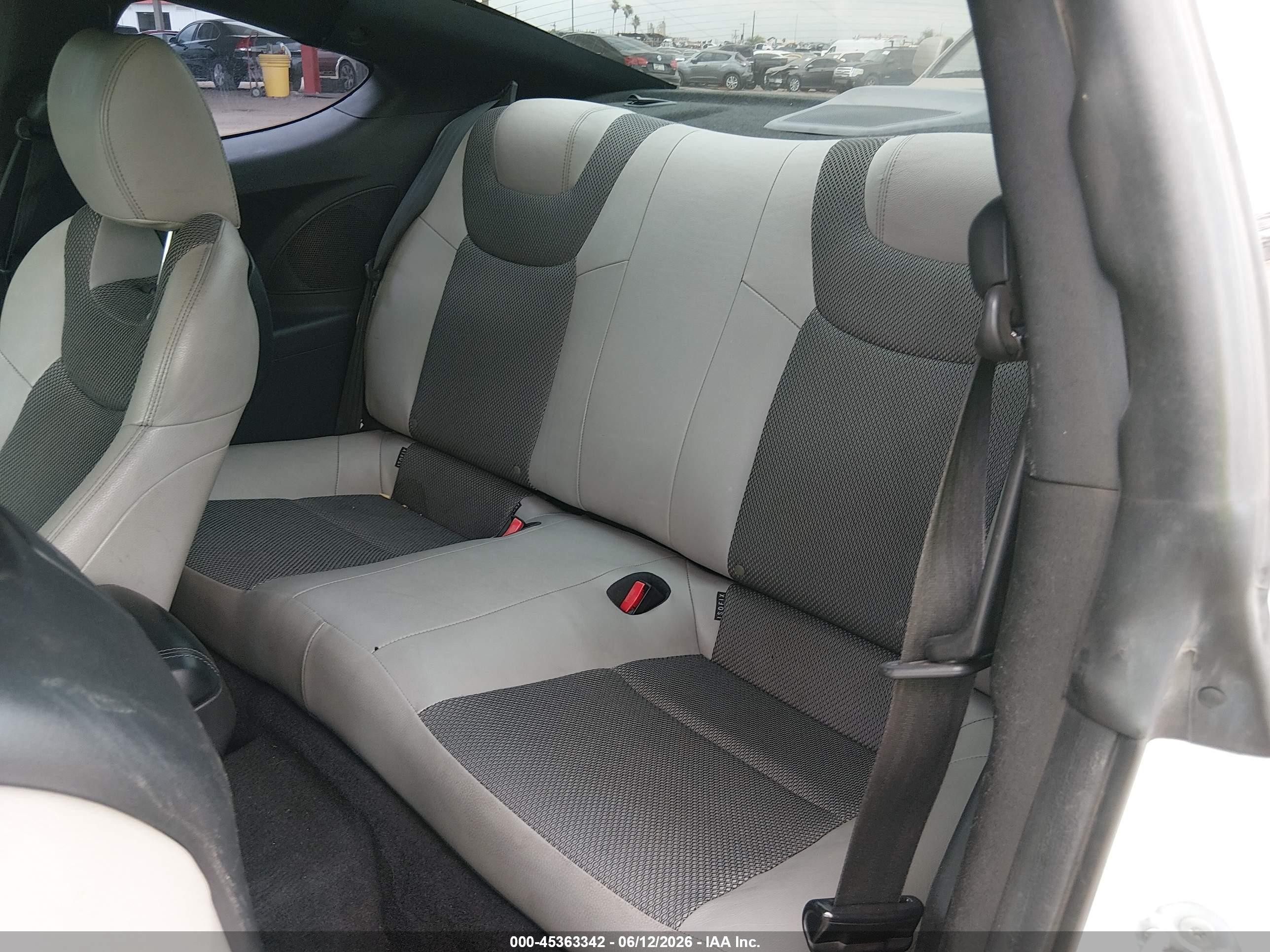 2013 Hyundai Genesis 2.0t Premium White vin: KMHHT6KD7DU110633