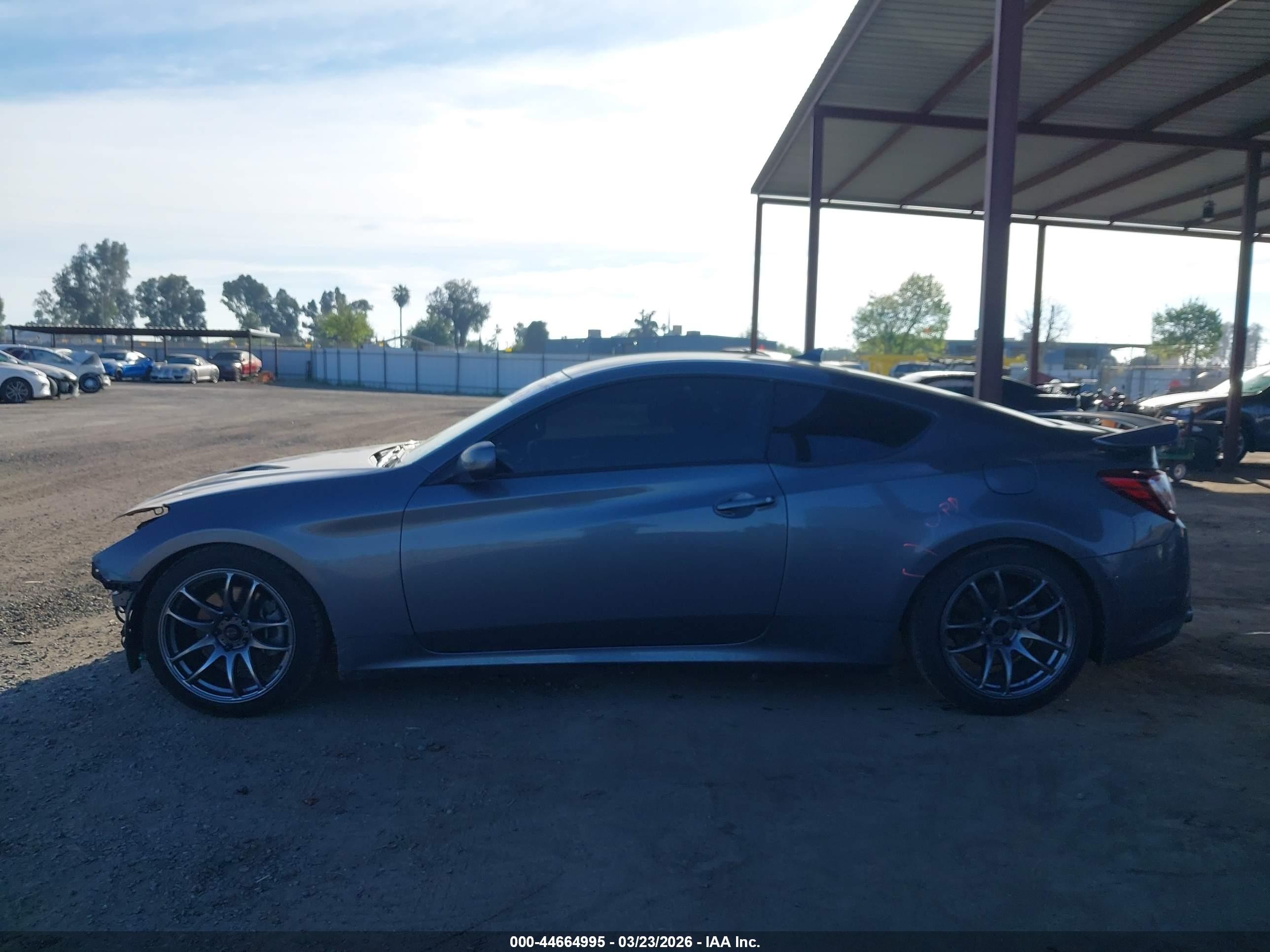 2013 Hyundai Genesis 2.0t Gray vin: KMHHT6KD7DU110664