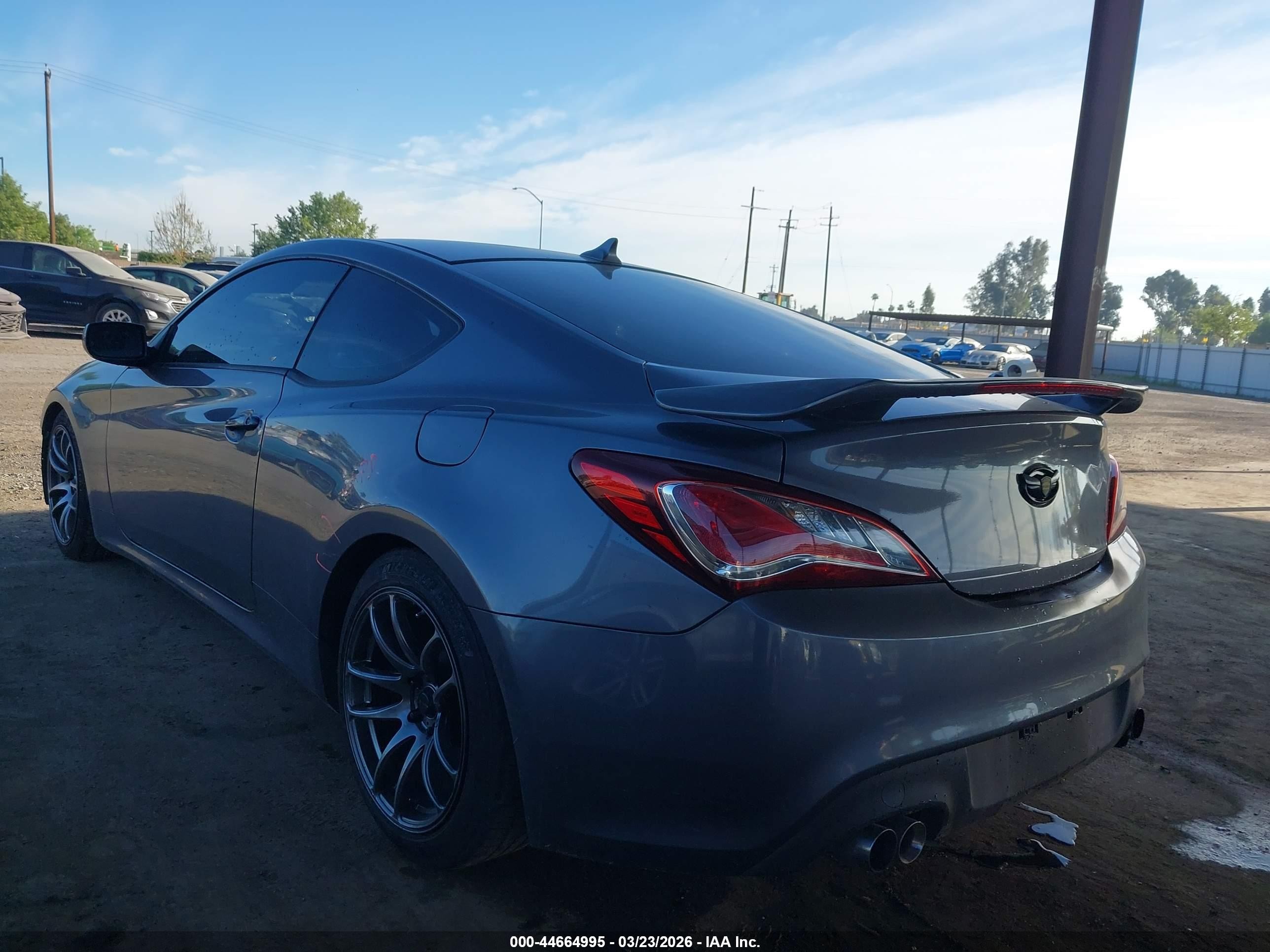 2013 Hyundai Genesis 2.0t Gray vin: KMHHT6KD7DU110664