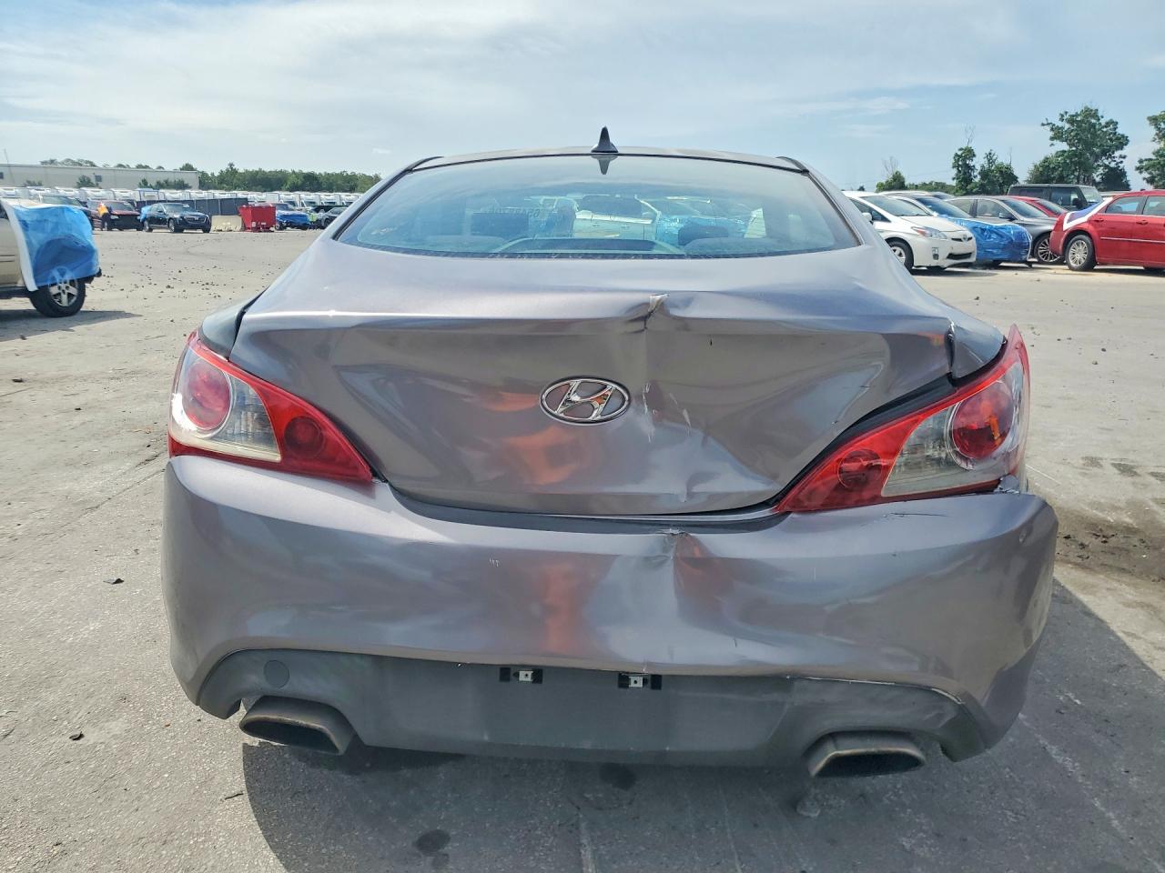 2011 Hyundai Genesis Coupe 2.0t Gray vin: KMHHT6KD8BU055820