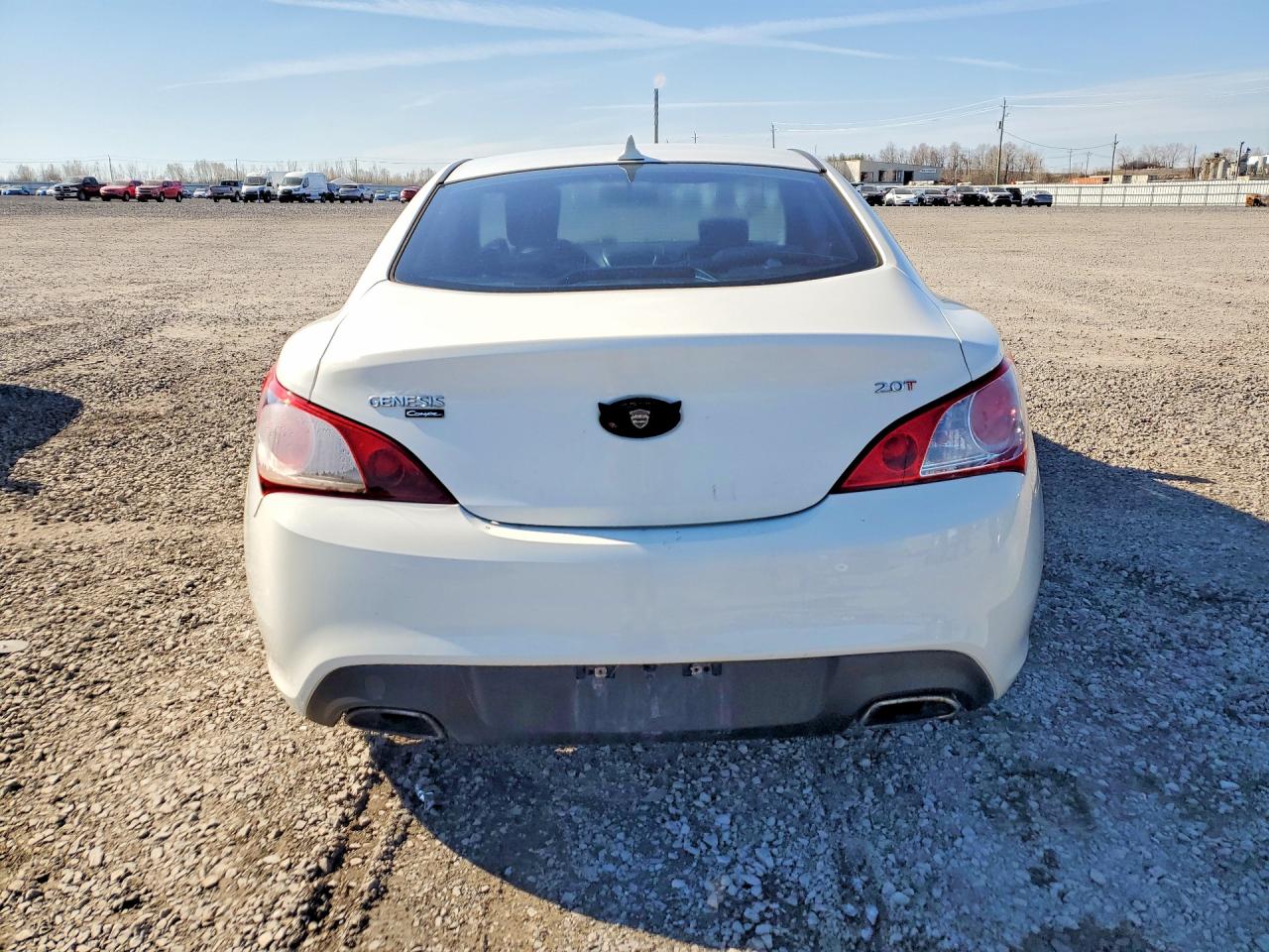 2012 Hyundai Genesis Coupe 2.0t White vin: KMHHT6KD8CU066625