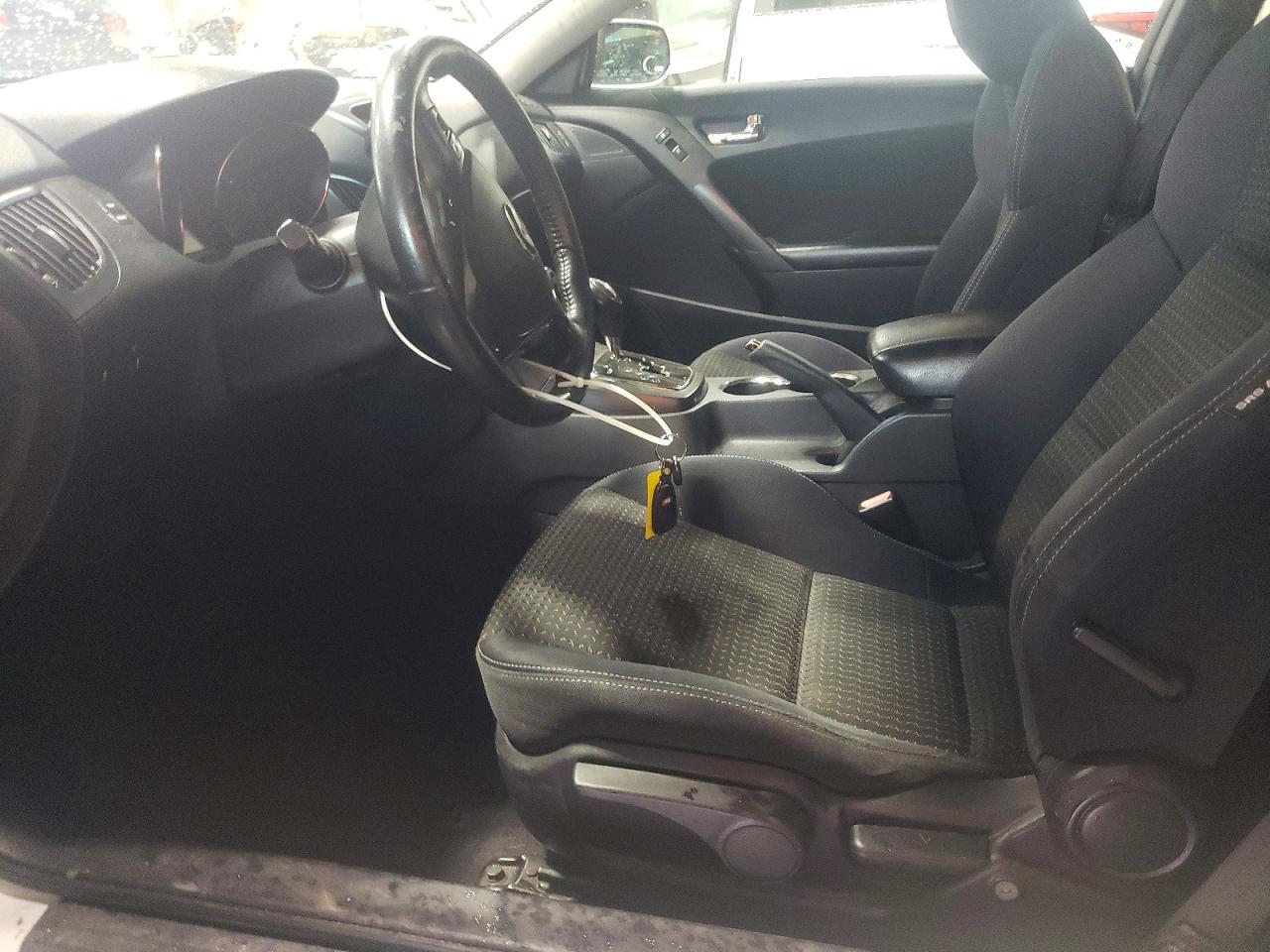 2012 Hyundai Genesis Coupe 2.0t Silver vin: KMHHT6KD8CU067466