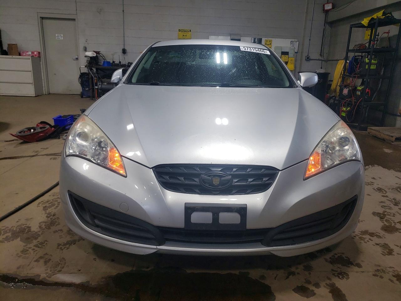 2012 Hyundai Genesis Coupe 2.0t Silver vin: KMHHT6KD8CU067466