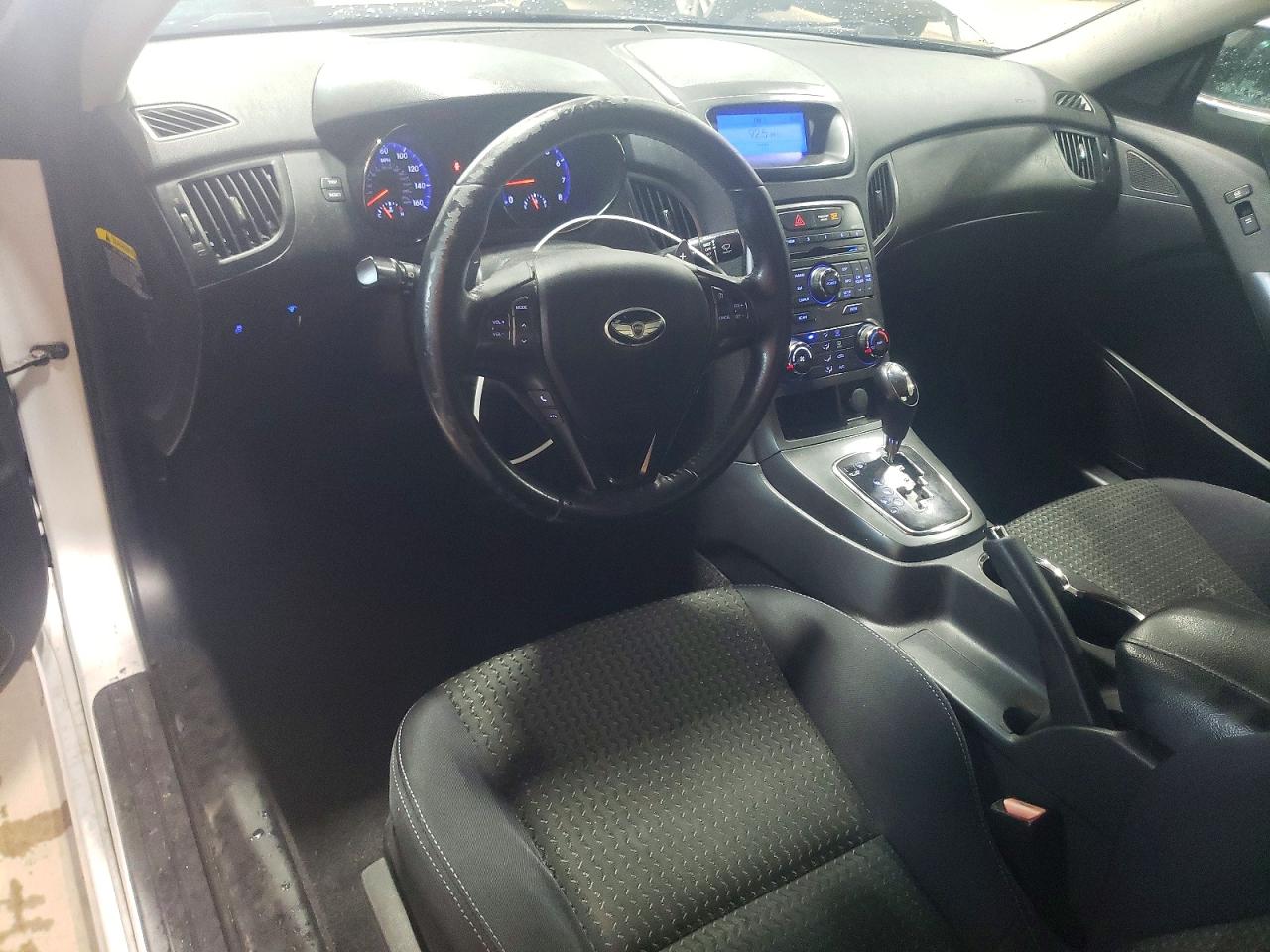2012 Hyundai Genesis Coupe 2.0t Silver vin: KMHHT6KD8CU067466