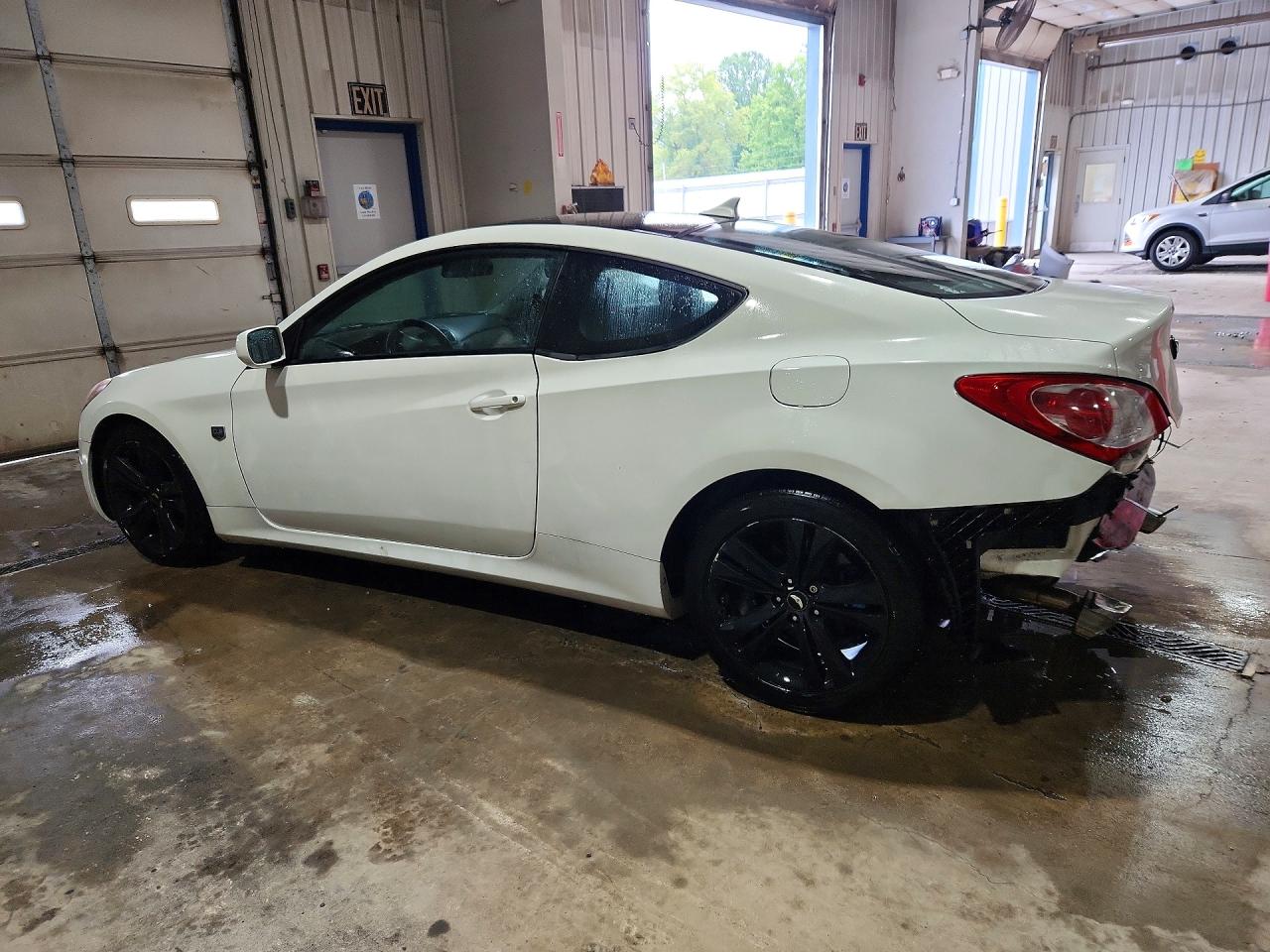 2012 Hyundai Genesis Coupe 2.0t White vin: KMHHT6KD8CU070920