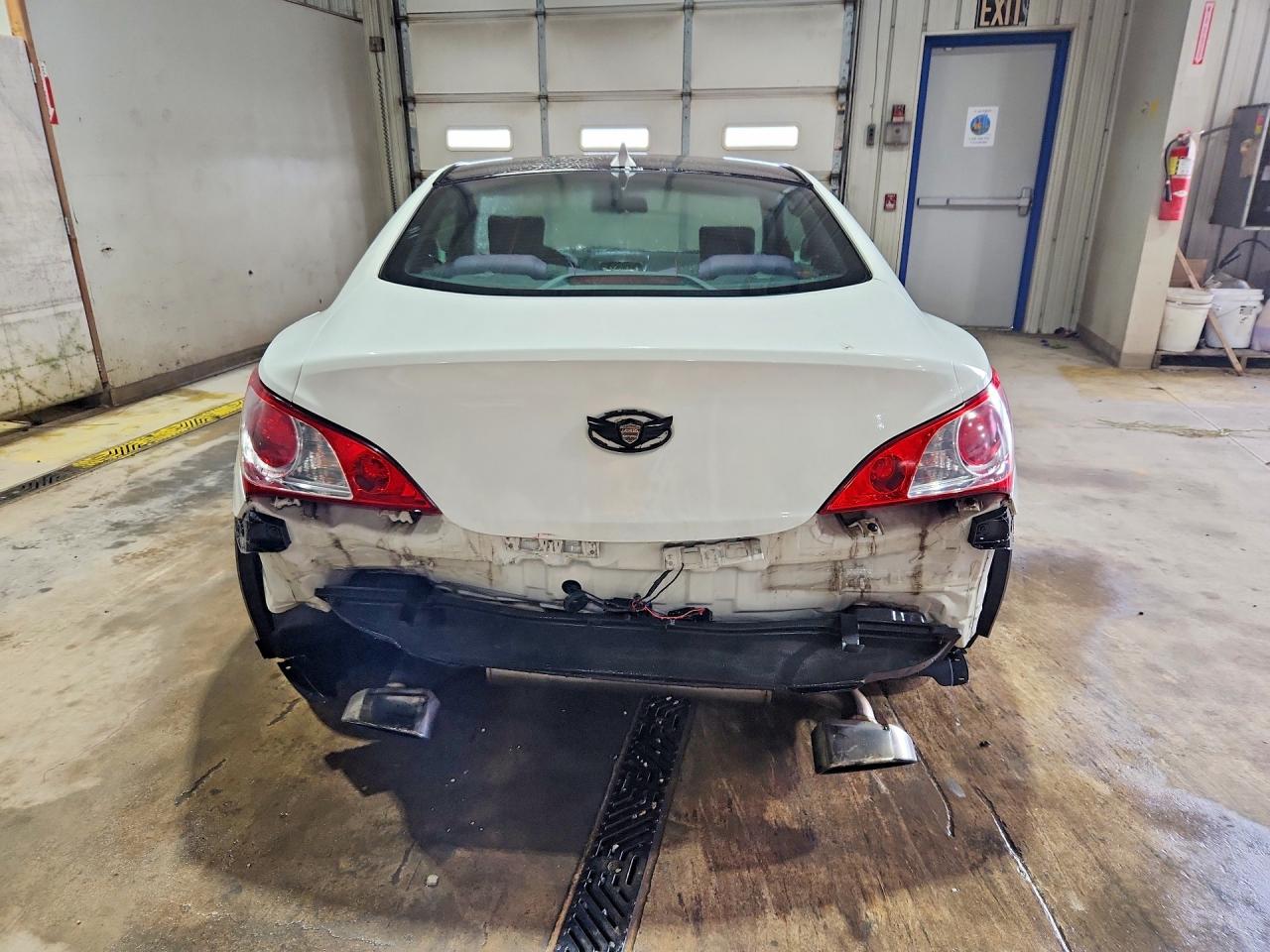 2012 Hyundai Genesis Coupe 2.0t White vin: KMHHT6KD8CU070920