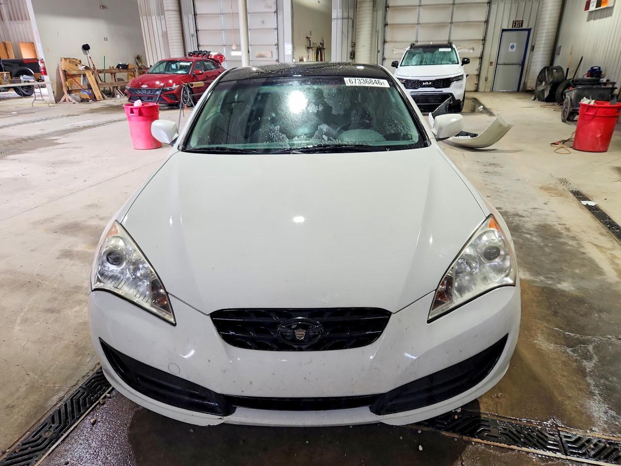 2012 Hyundai Genesis Coupe 2.0t White vin: KMHHT6KD8CU070920