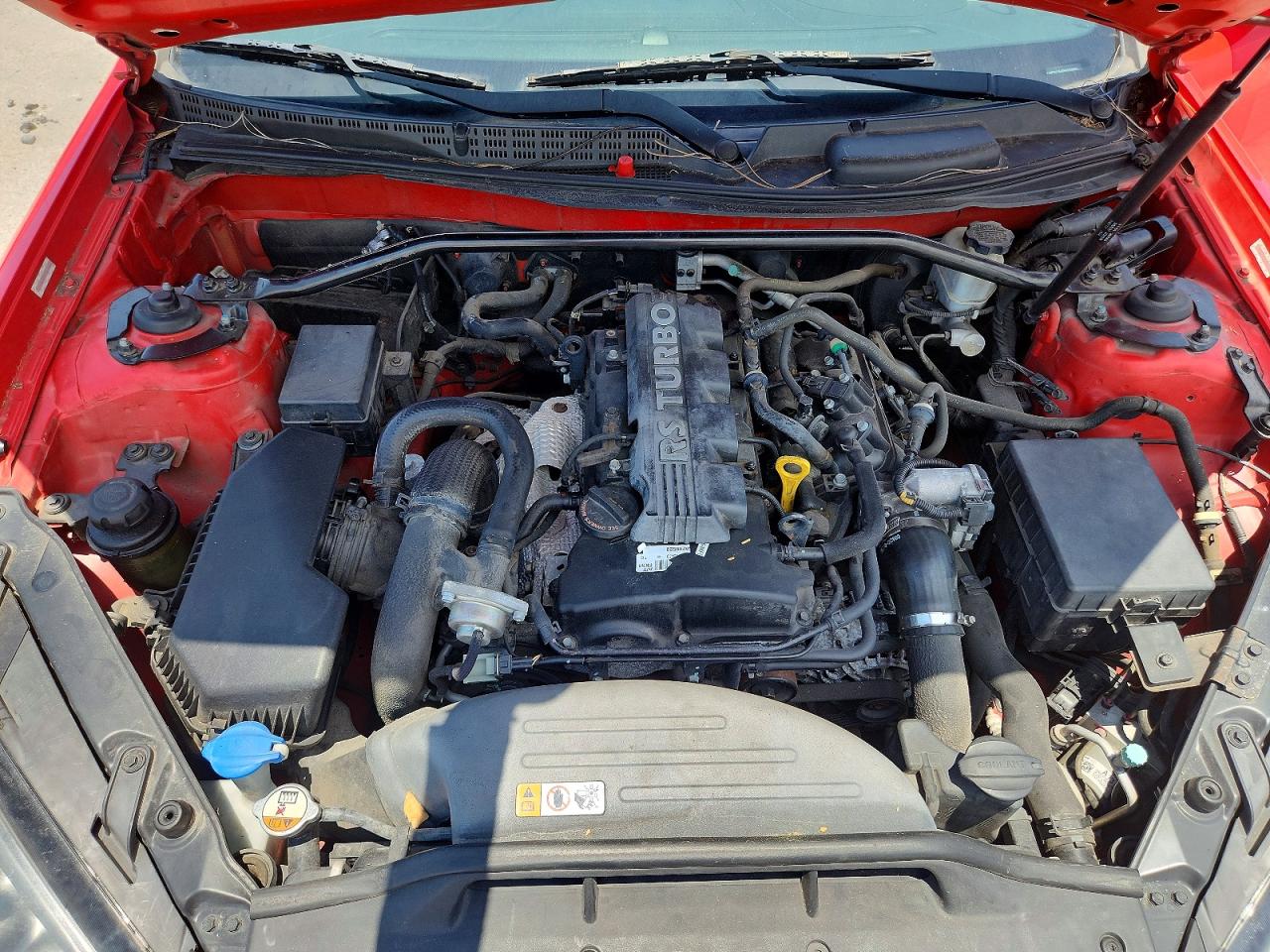 2013 Hyundai Genesis Coupe 2.0t Red vin: KMHHT6KD8DU090165