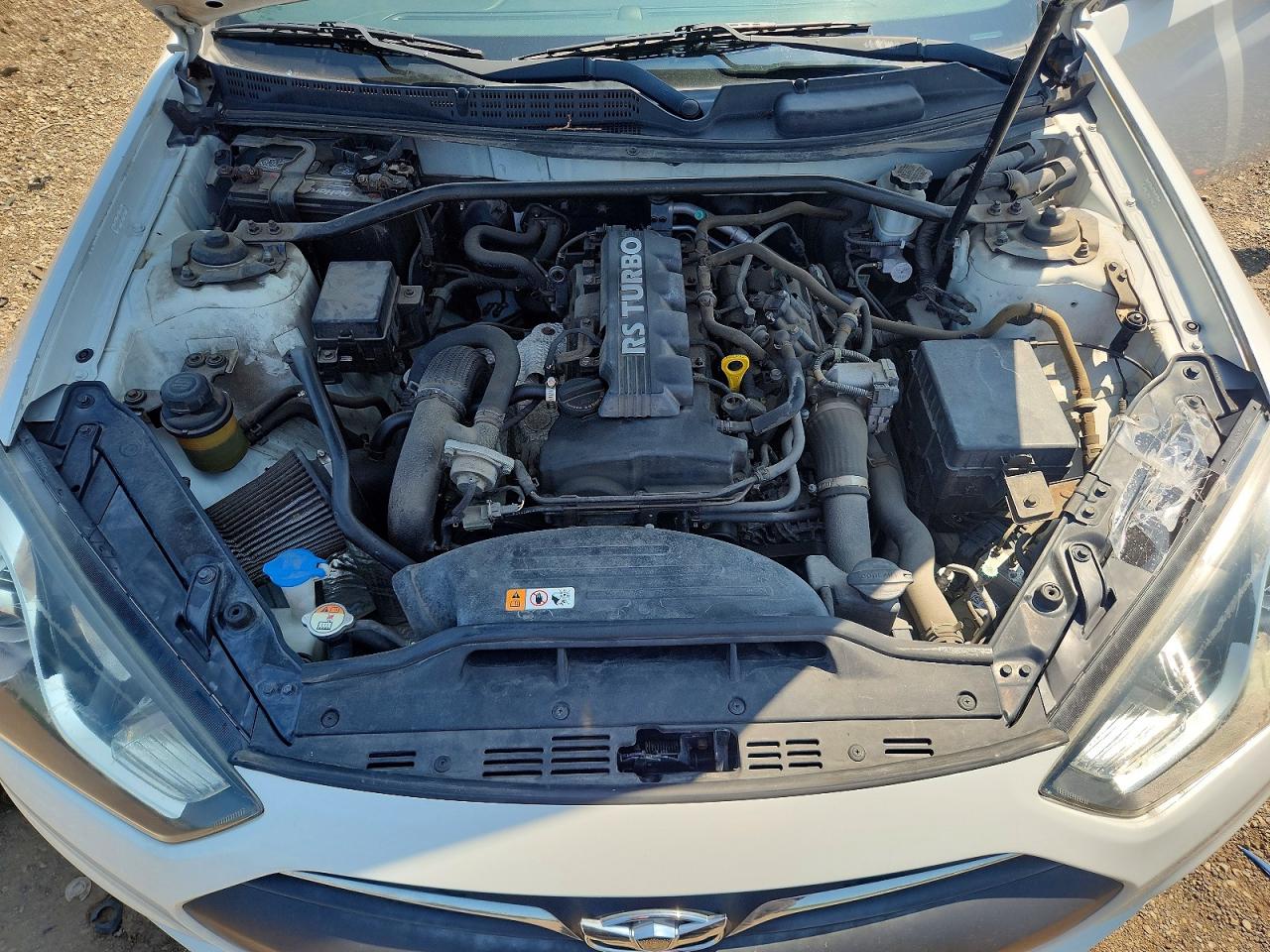 2013 Hyundai Genesis Coupe 2.0t White vin: KMHHT6KD8DU092059