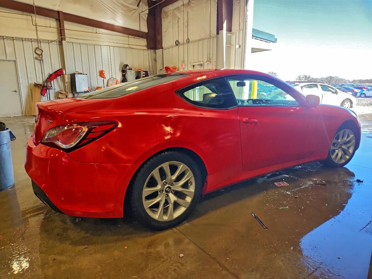 2013 Hyundai Genesis Coupe 2.0t Red vin: KMHHT6KD8DU109362