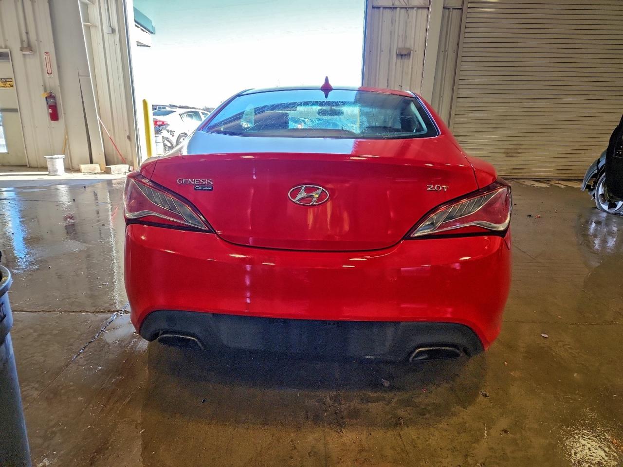 2013 Hyundai Genesis Coupe 2.0t Red vin: KMHHT6KD8DU109362