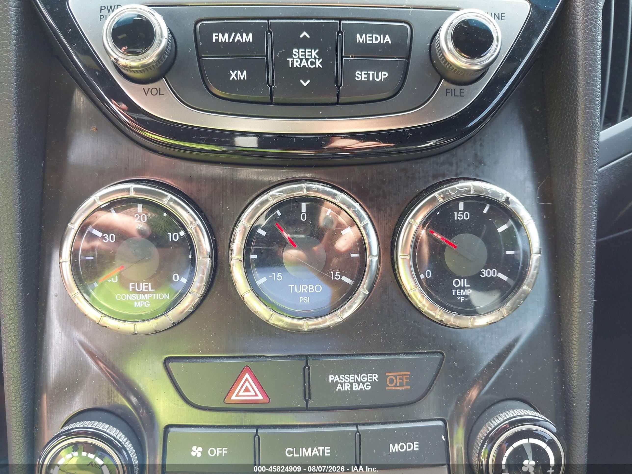 2013 Hyundai Genesis 2.0t Premium White vin: KMHHT6KD8DU111502