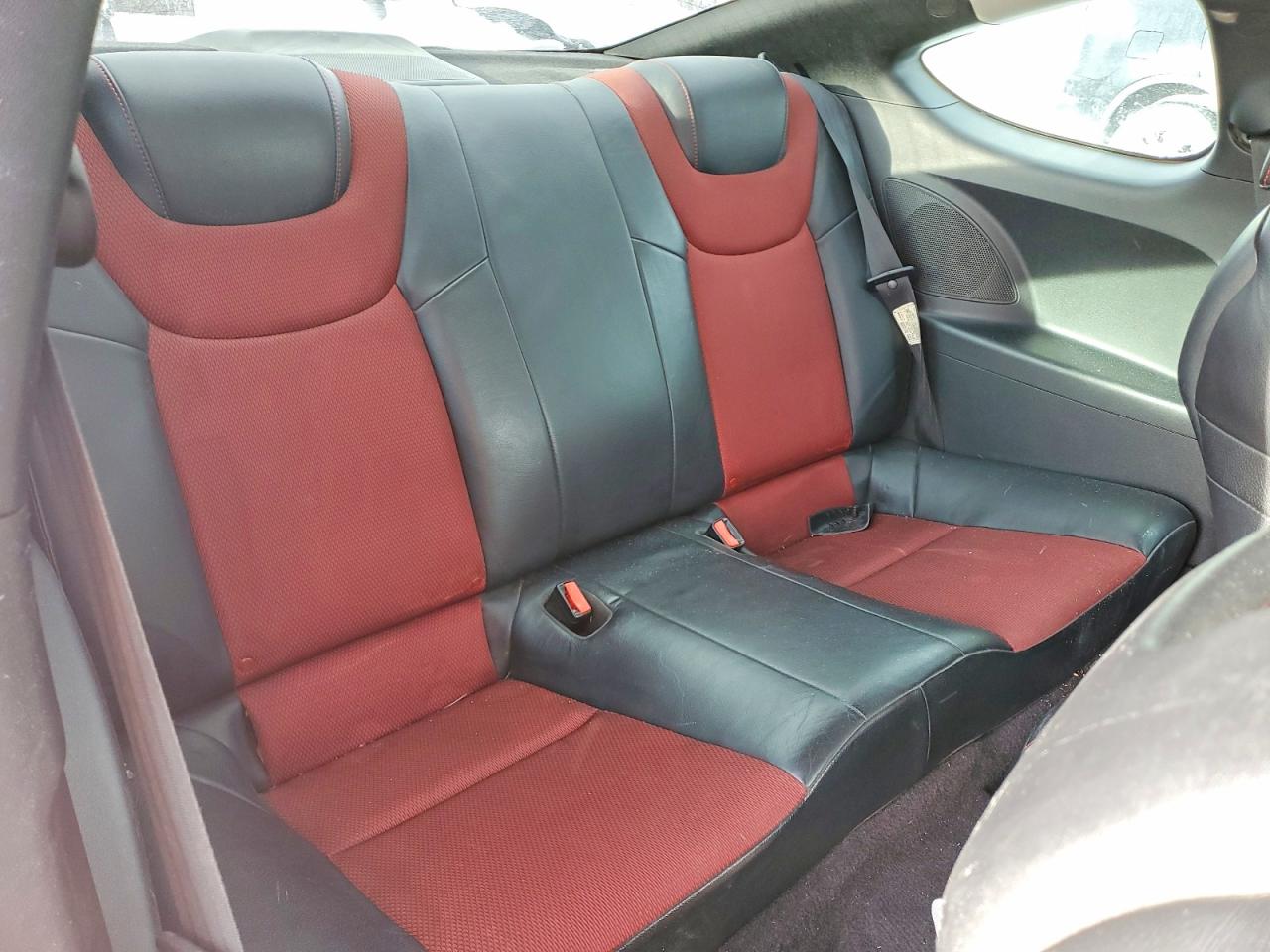 2010 Hyundai Genesis Coupe 2.0t Красный vin: KMHHT6KD9AU027104