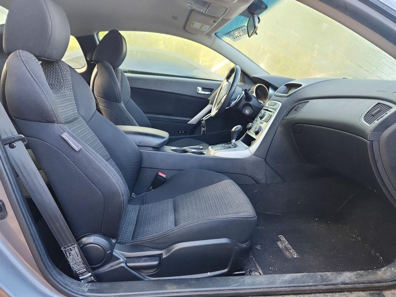 2010 Hyundai Genesis Coupe 2.0t Gray vin: KMHHT6KD9AU036823