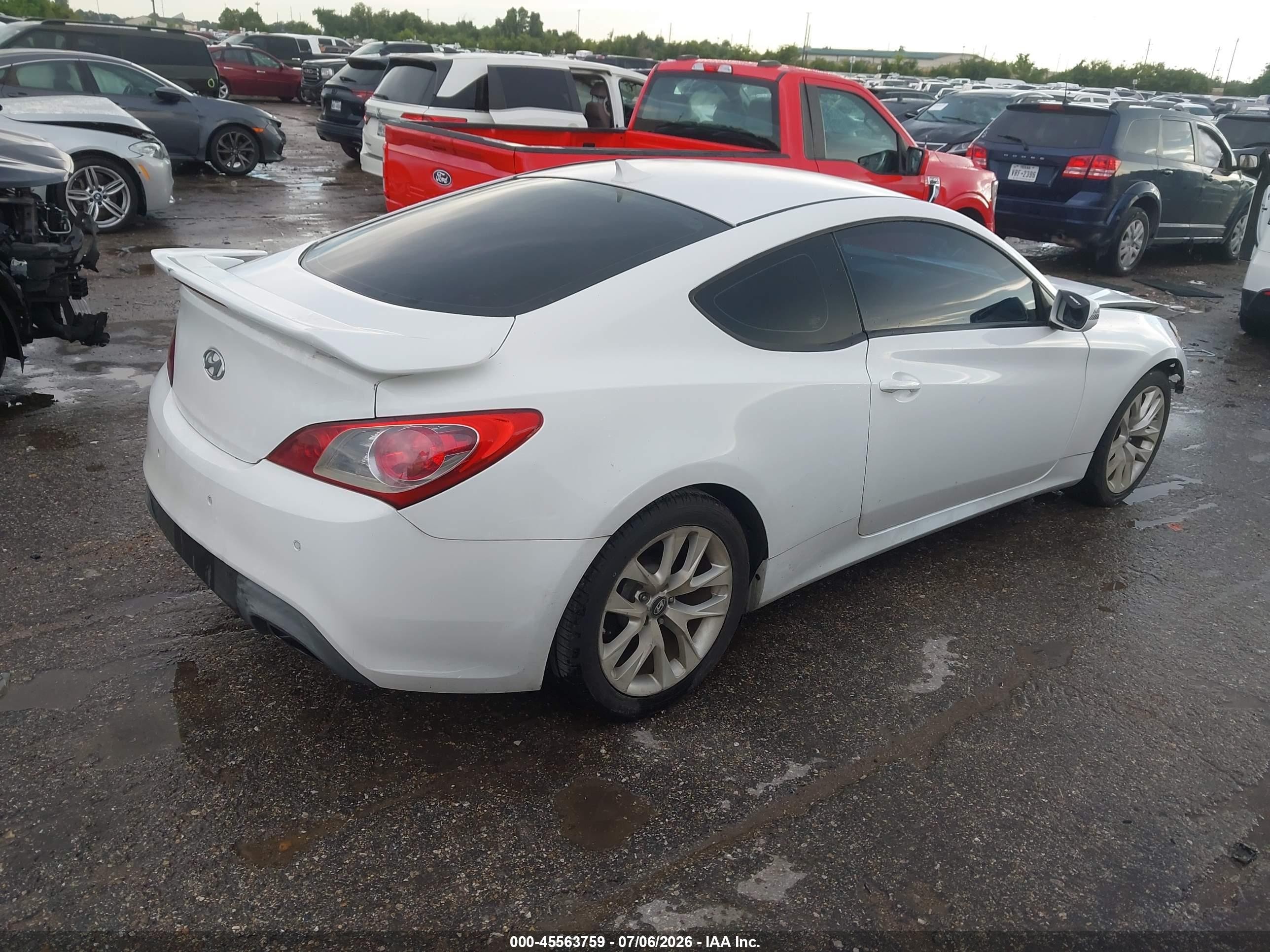 2012 Hyundai Genesis 2.0t White vin: KMHHT6KD9CU067282