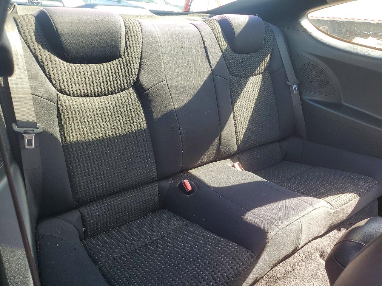 2012 Hyundai Genesis Coupe 2.0t Red vin: KMHHT6KD9CU072725