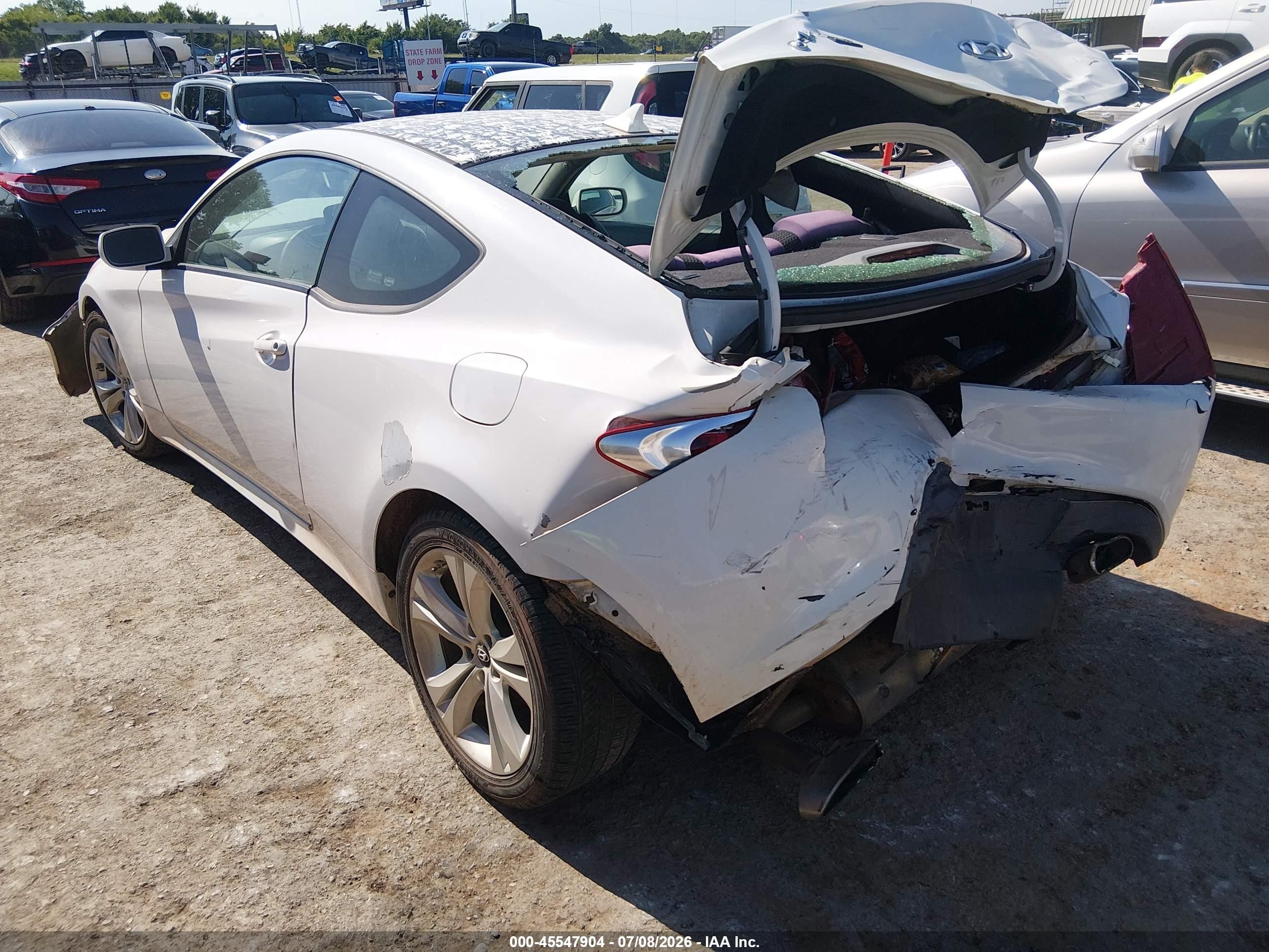 2012 Hyundai Genesis 2.0t White vin: KMHHT6KD9CU078525