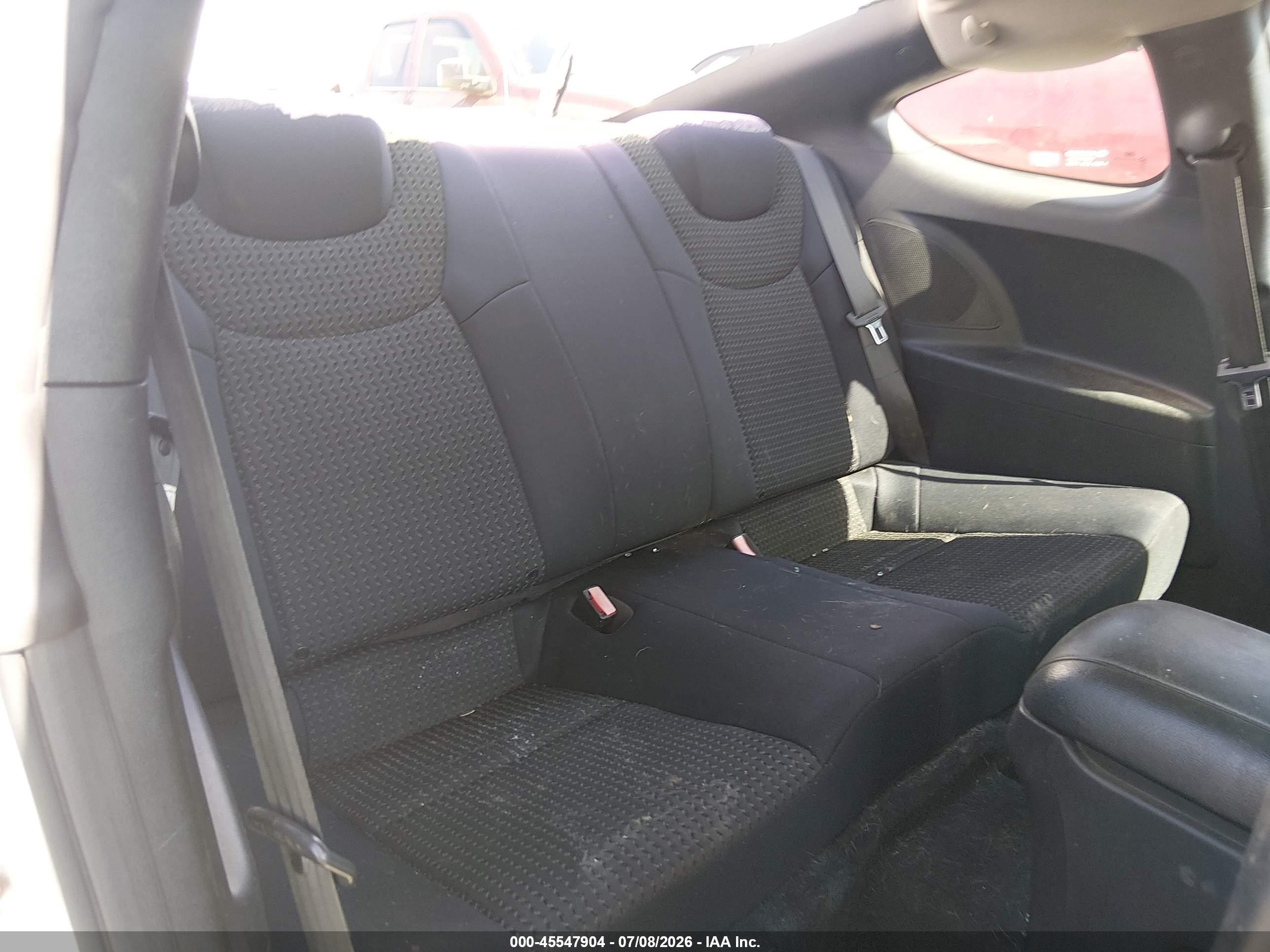 2012 Hyundai Genesis 2.0t White vin: KMHHT6KD9CU078525