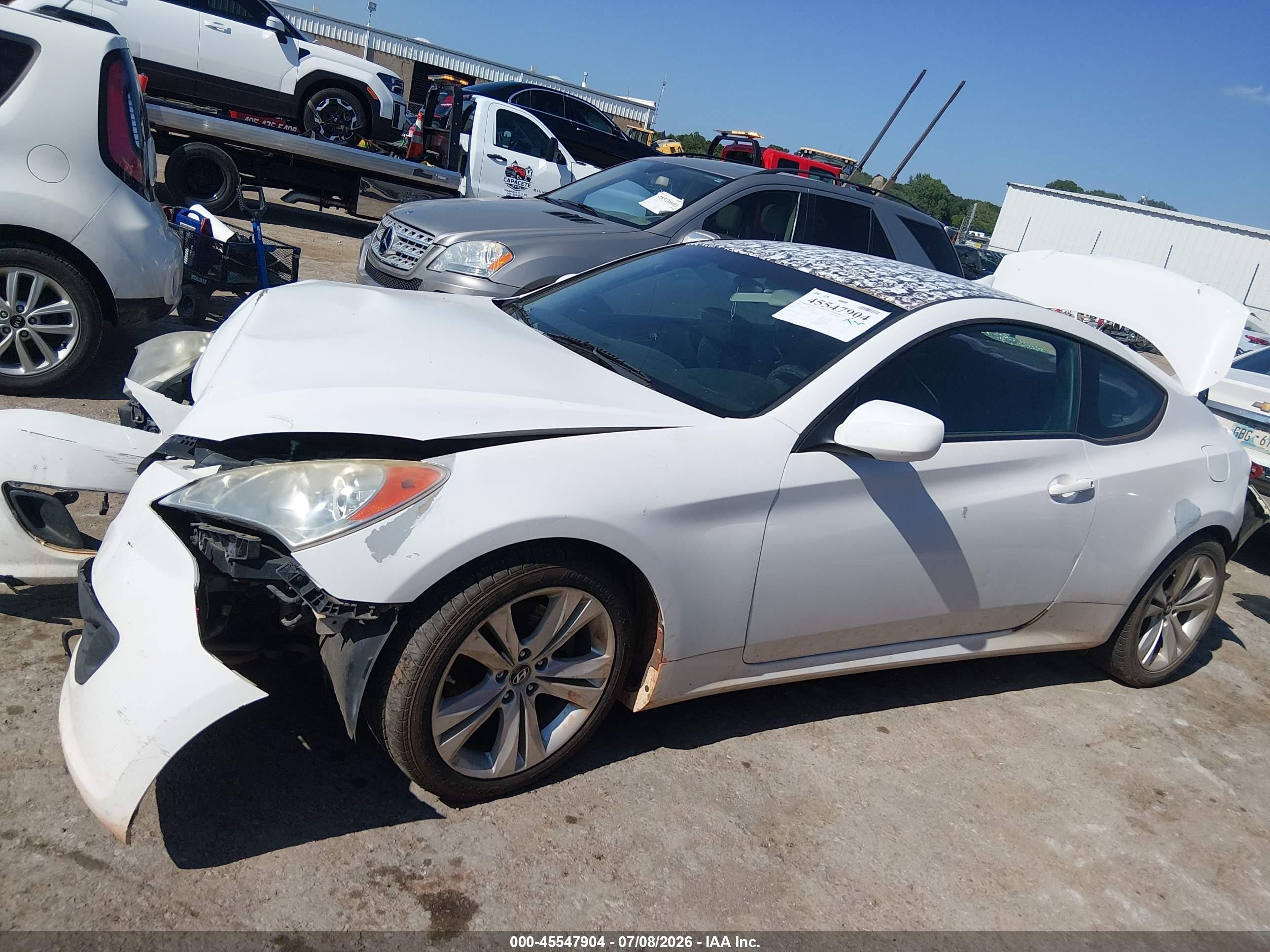 2012 Hyundai Genesis 2.0t White vin: KMHHT6KD9CU078525