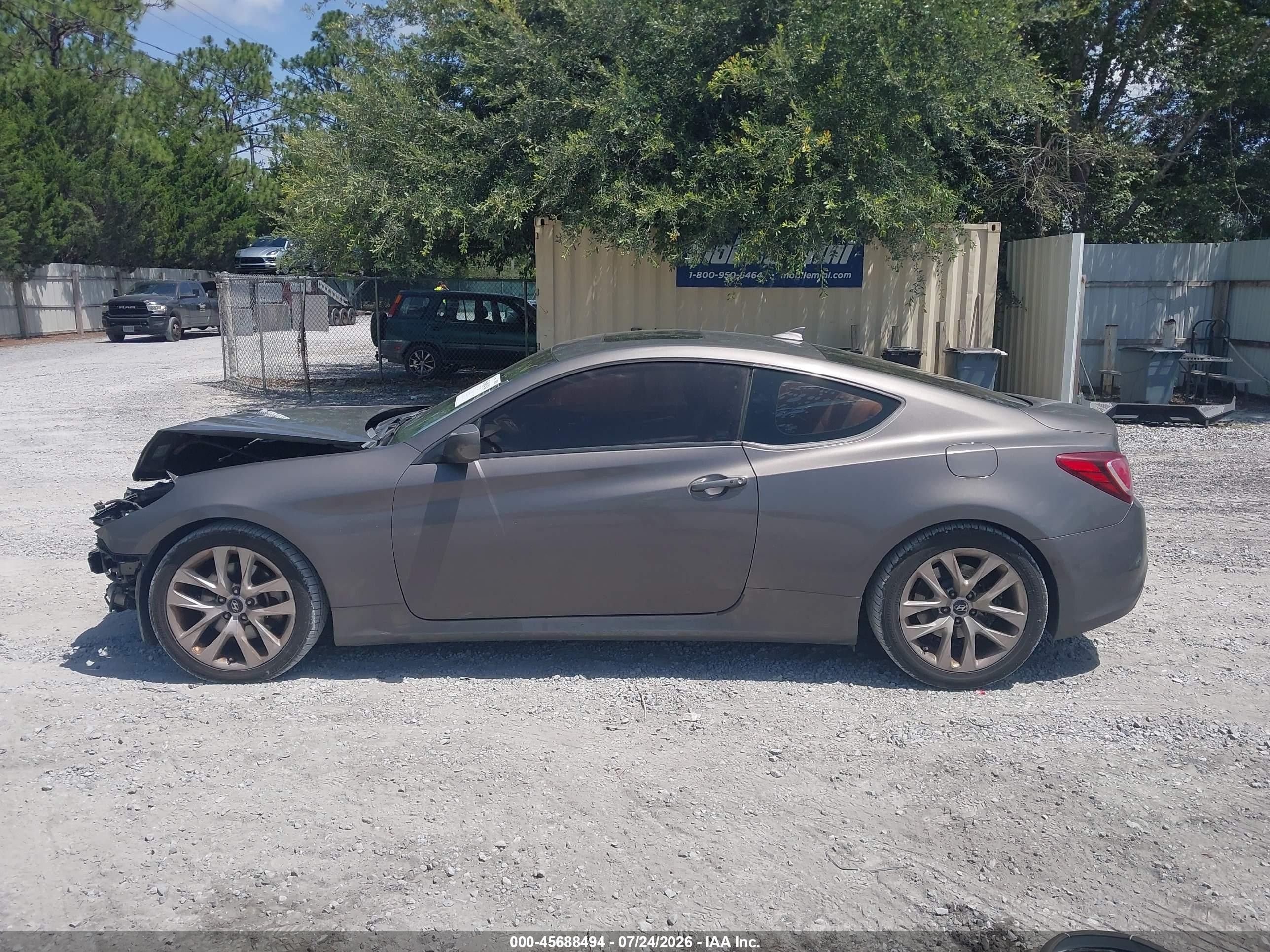 2013 Hyundai Genesis 2.0t Premium Gray vin: KMHHT6KD9DU098047
