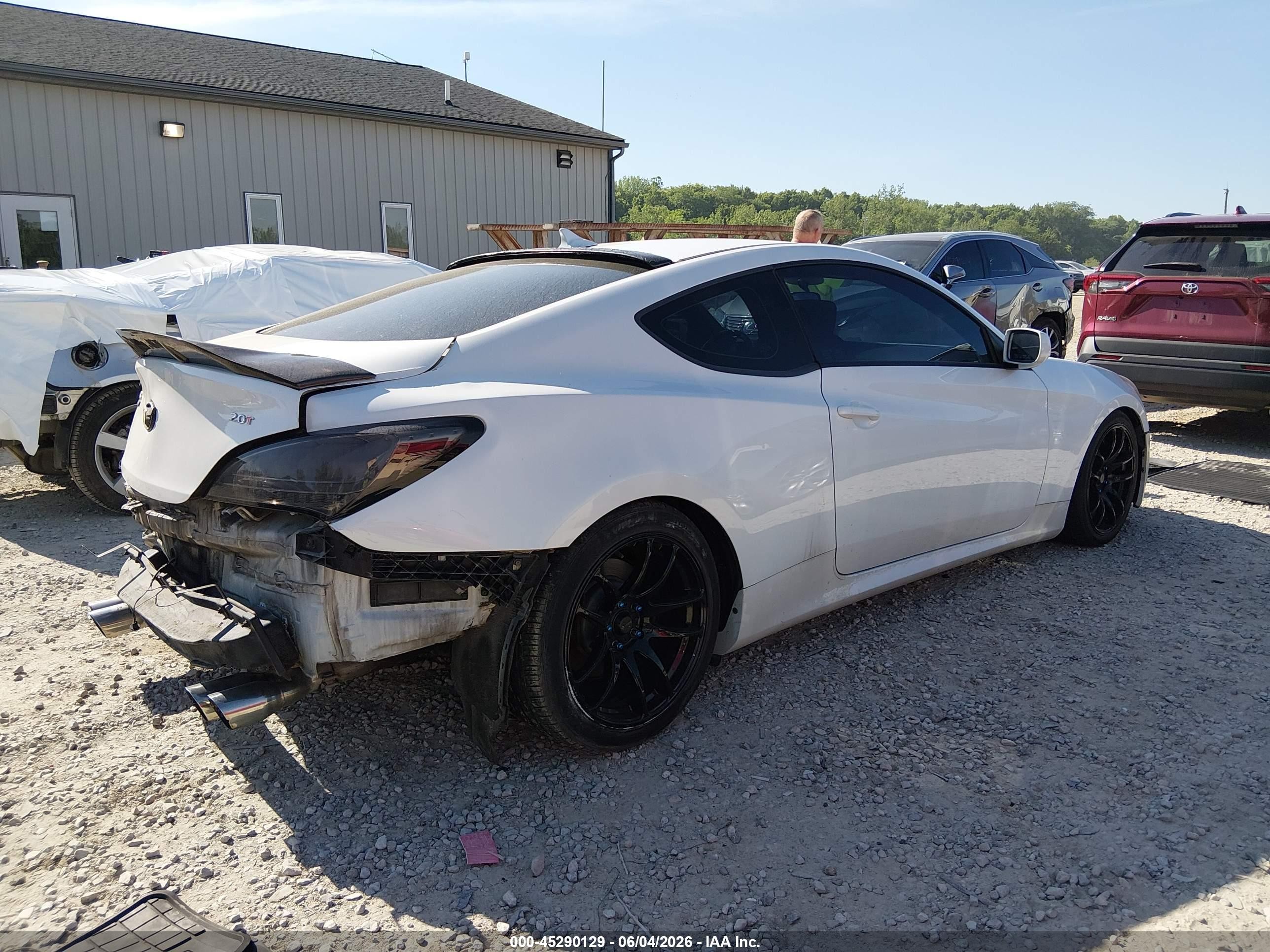 2013 Hyundai Genesis 2.0t White vin: KMHHT6KD9DU107524
