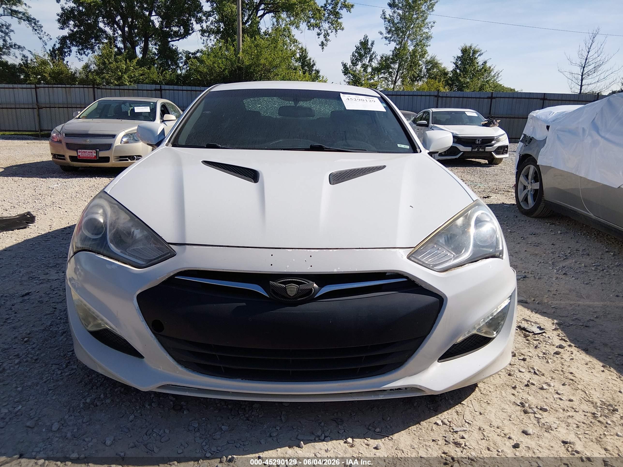 2013 Hyundai Genesis 2.0t White vin: KMHHT6KD9DU107524