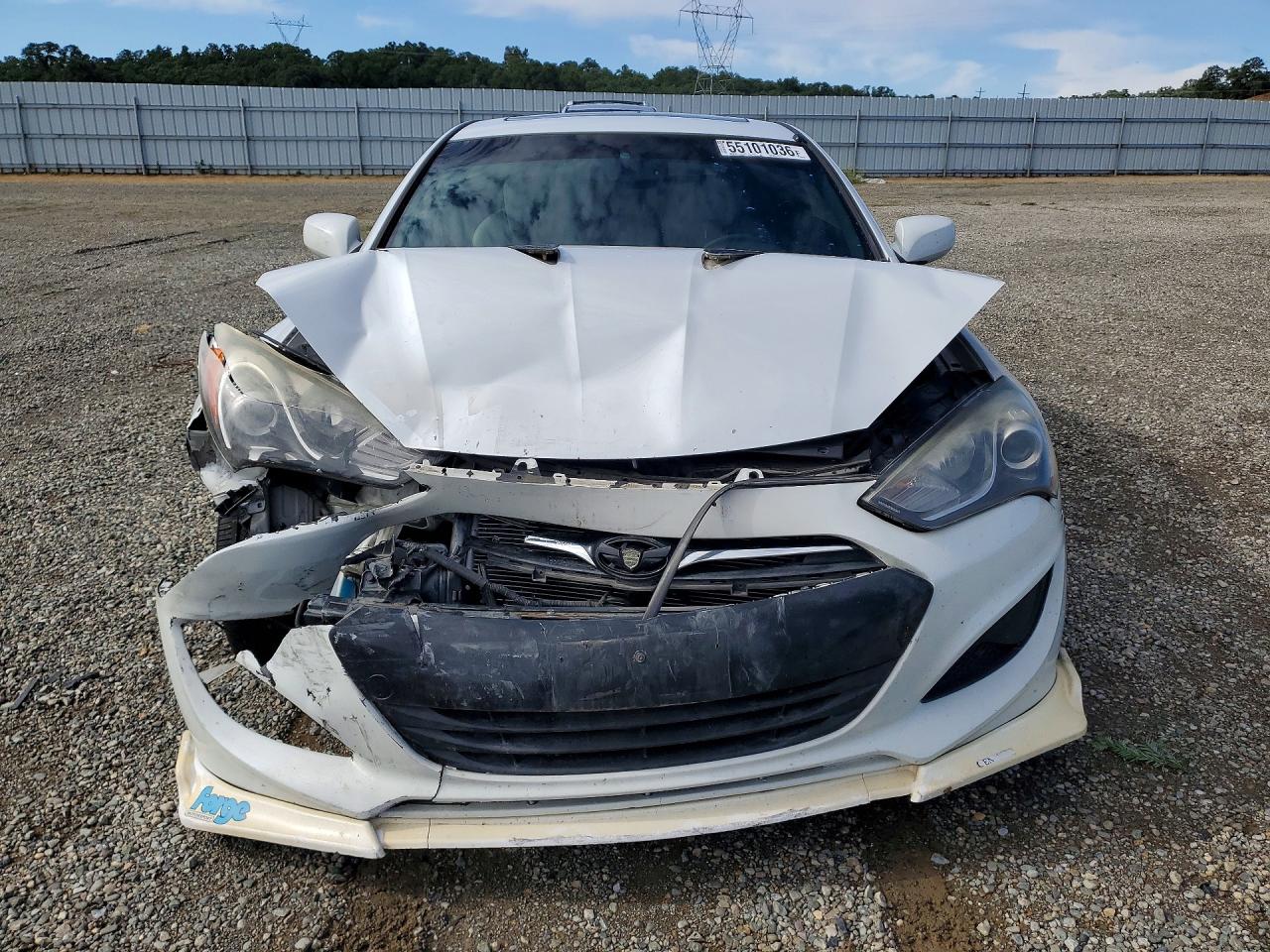 2013 Hyundai Genesis Coupe 2.0t White vin: KMHHT6KD9DU107975