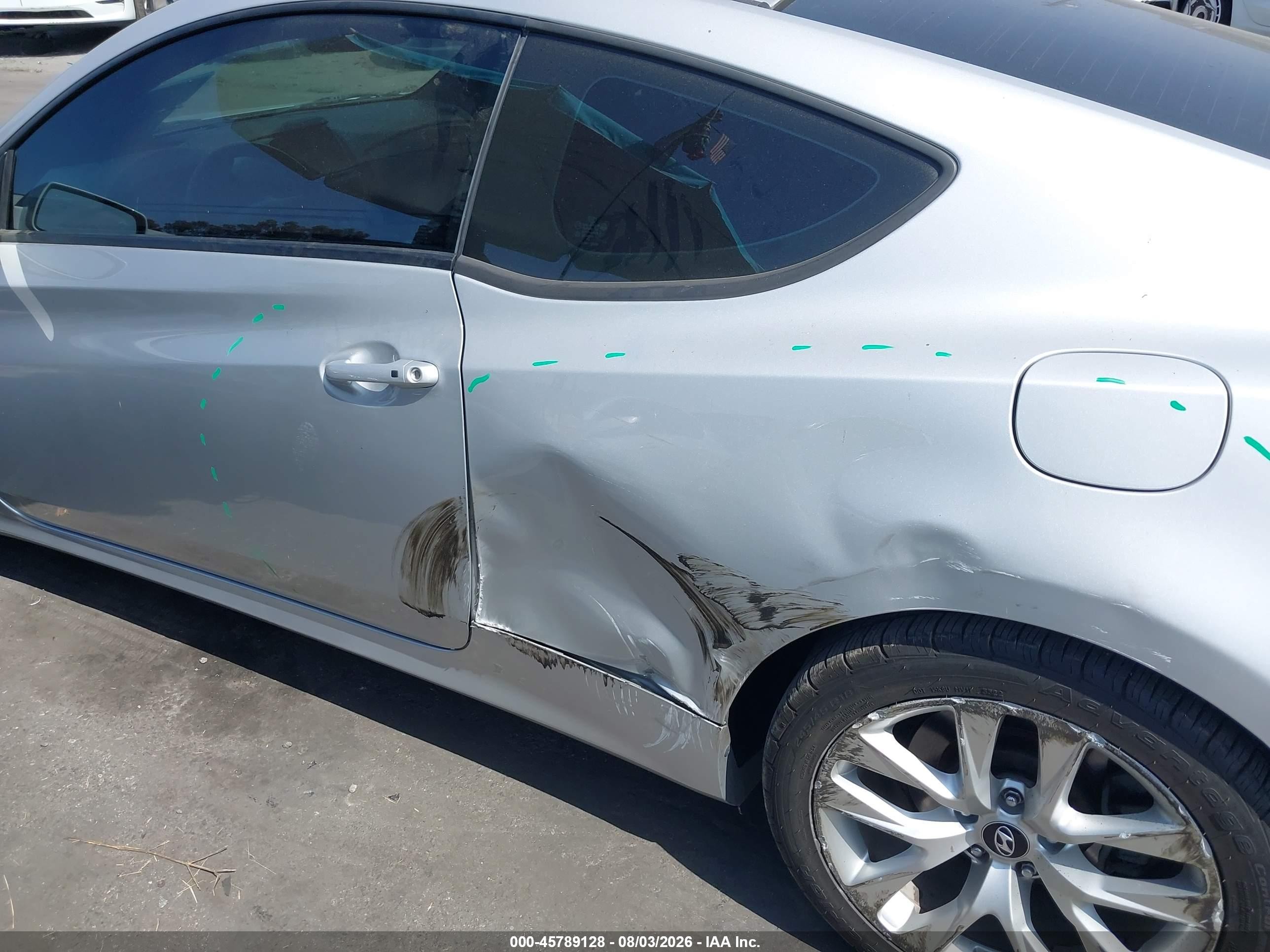 2014 Hyundai Genesis 2.0t Premium Silver vin: KMHHT6KD9EU115656