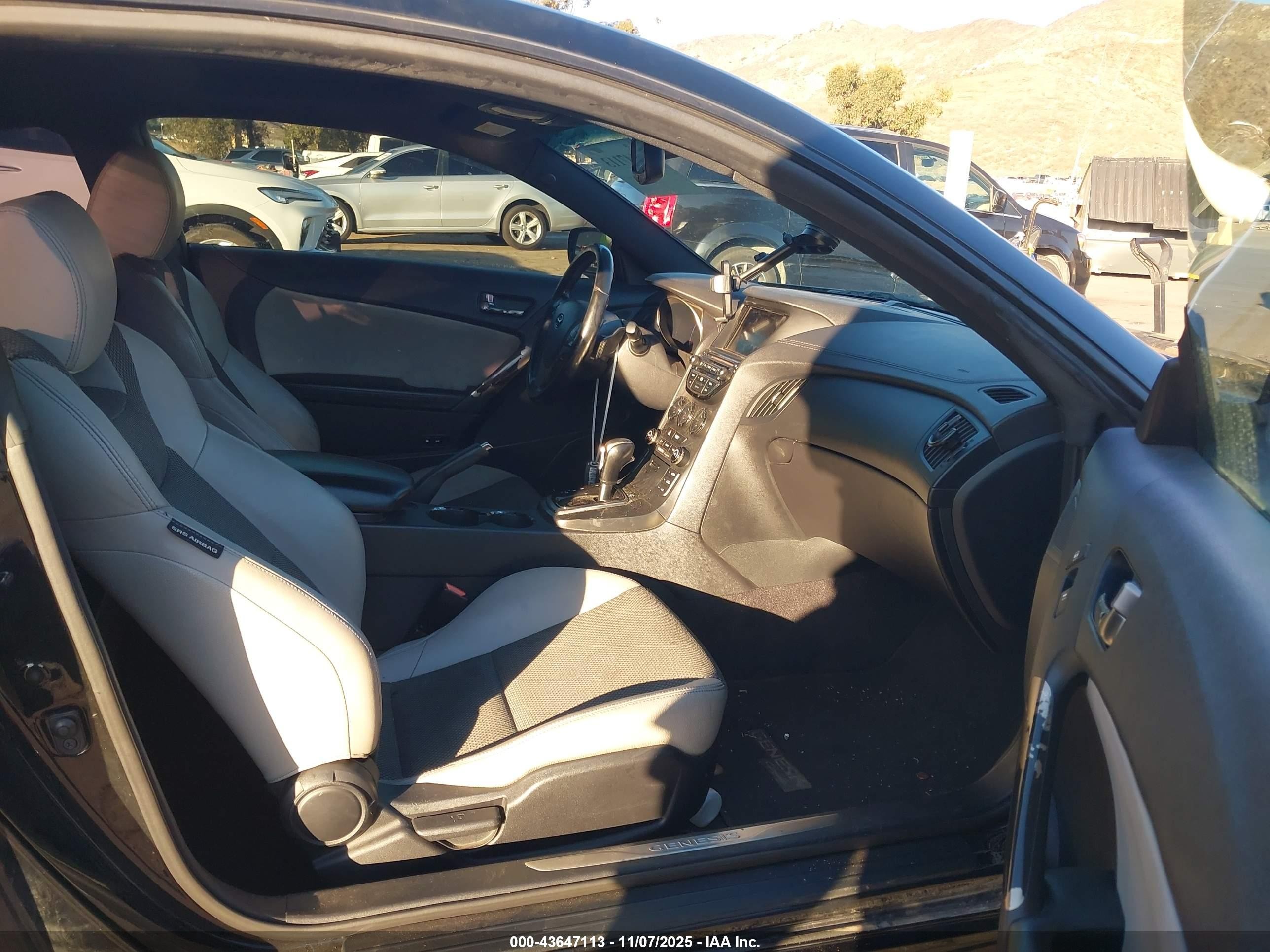2014 Hyundai Genesis 2.0t Premium Black vin: KMHHT6KD9EU117097