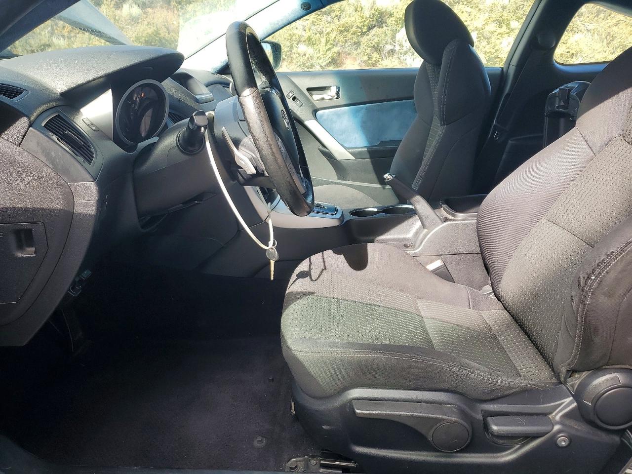 2010 Hyundai Genesis Coupe 2.0t Green vin: KMHHT6KDXAU030500