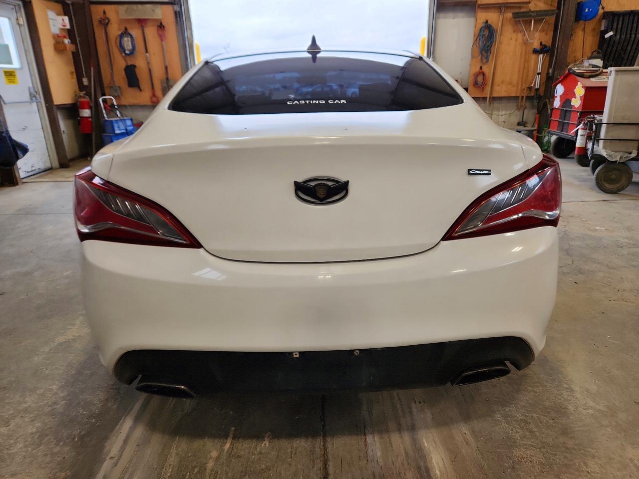 2013 Hyundai Genesis Coupe 2.0t White vin: KMHHT6KDXDU086389