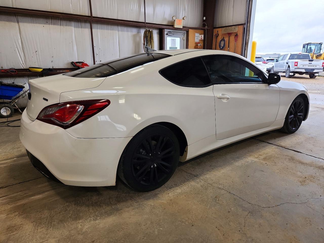 2013 Hyundai Genesis Coupe 2.0t White vin: KMHHT6KDXDU086389