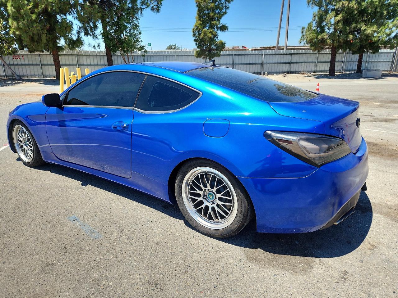 2013 Hyundai Genesis Coupe 2.0t Premium Blue vin: KMHHT6KDXDU107015
