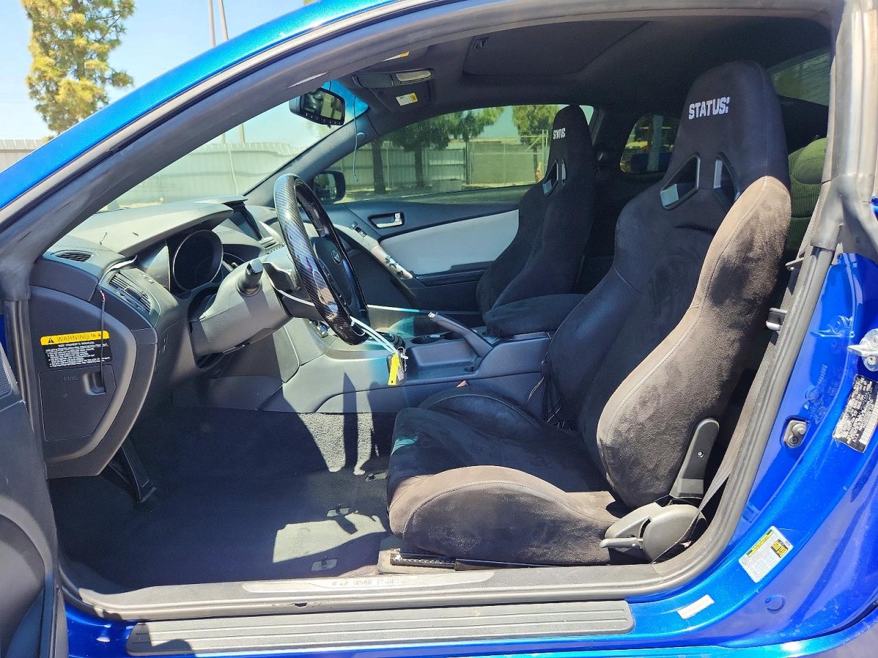 2013 Hyundai Genesis Coupe 2.0t Premium Blue vin: KMHHT6KDXDU107015