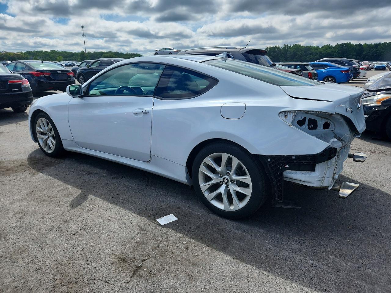2014 Hyundai Genesis Coupe 2.0t White vin: KMHHT6KDXEU118517