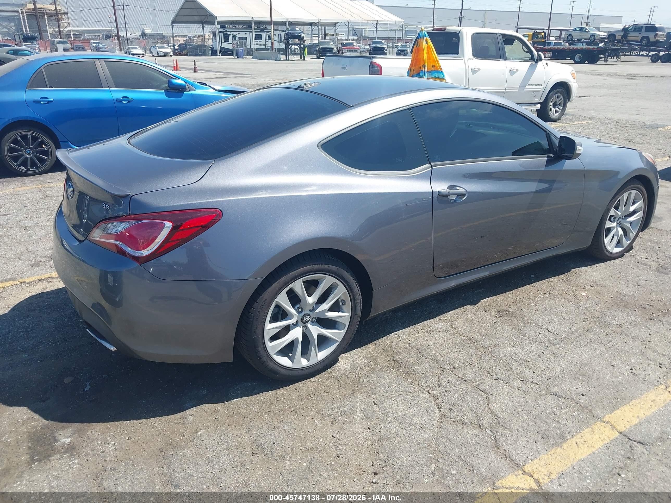 2015 Hyundai Genesis 3.8 Base Light Blue vin: KMHHT6KJ6FU125889